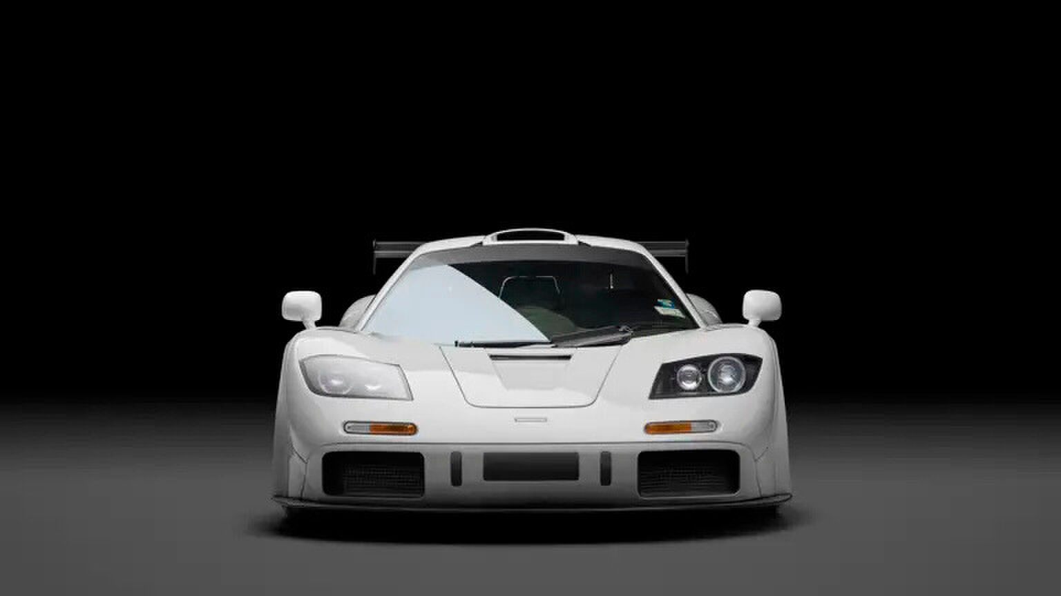 De McLaren F1 in kwesite