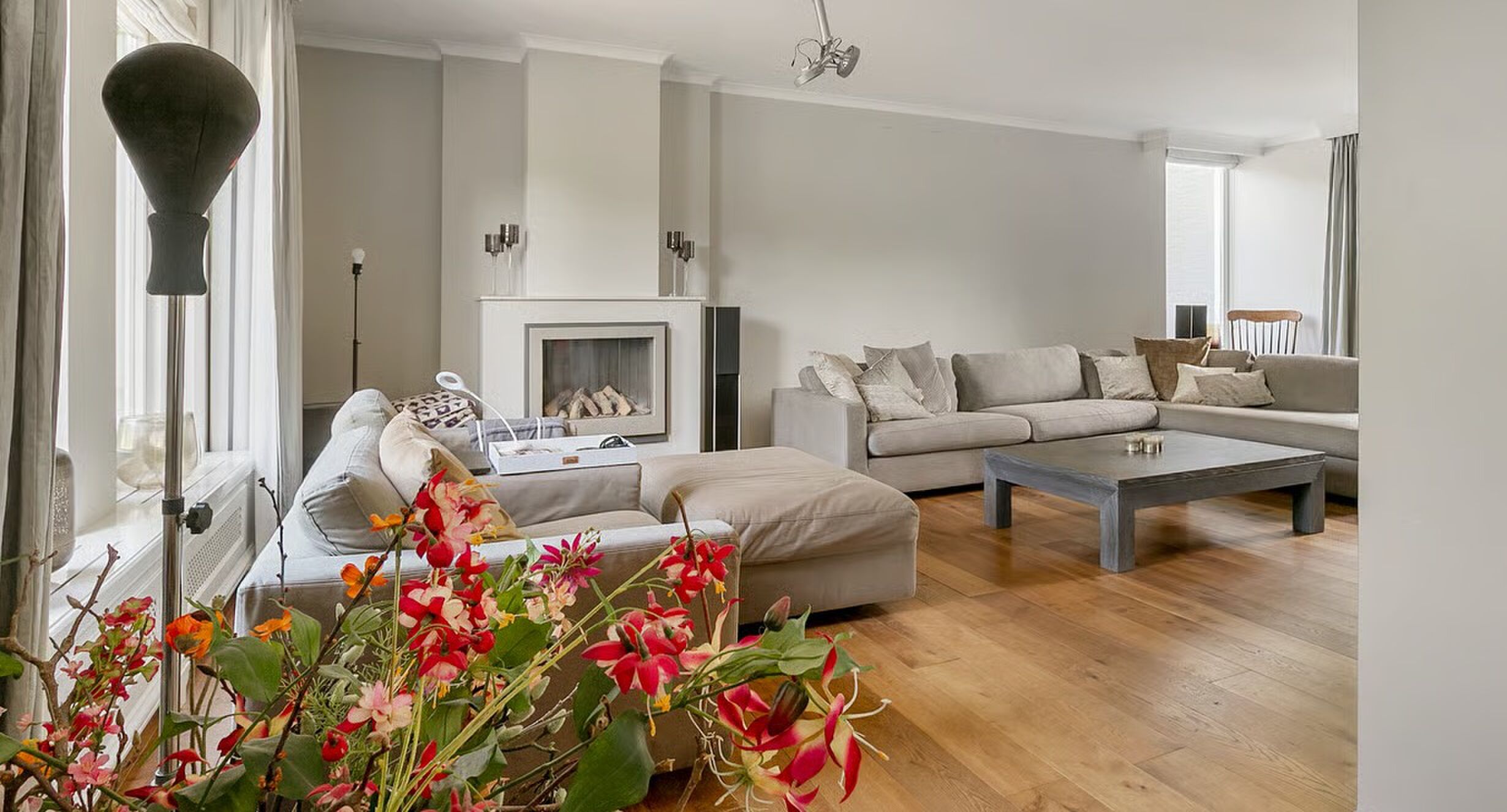 De desbetreffende villa in Huissen met atoomkelder en zwembad