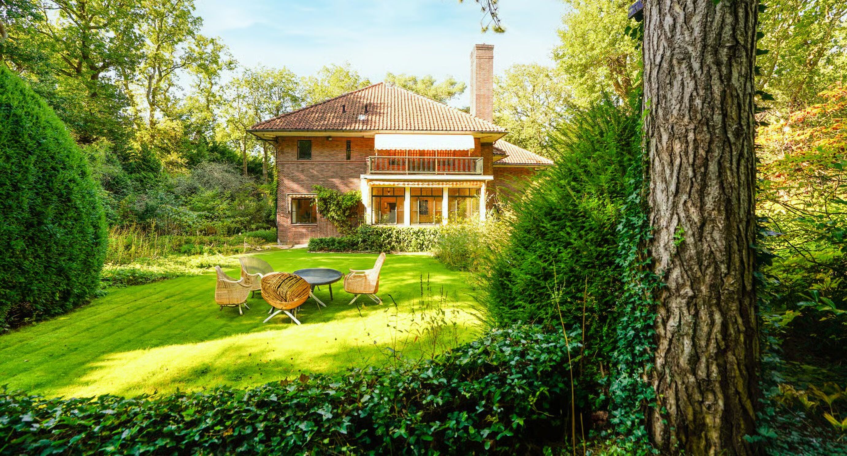 Albert Heijn-telg wil € 3,35 miljoen voor kleurloze villa in Wassenaar