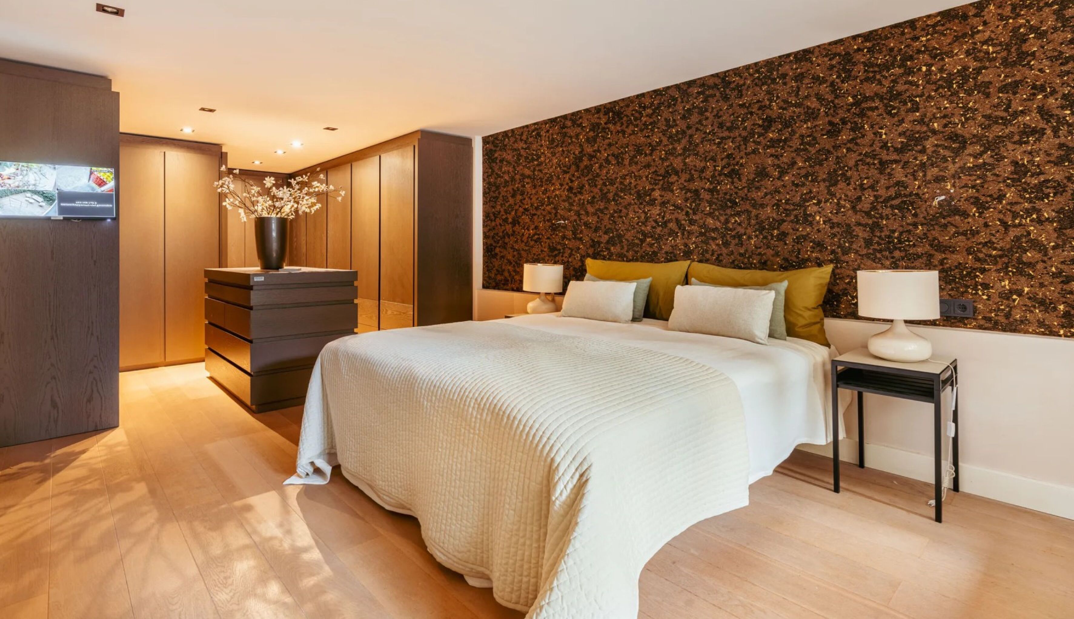 De benedenwoning van Monica Geuze in Amsterdam