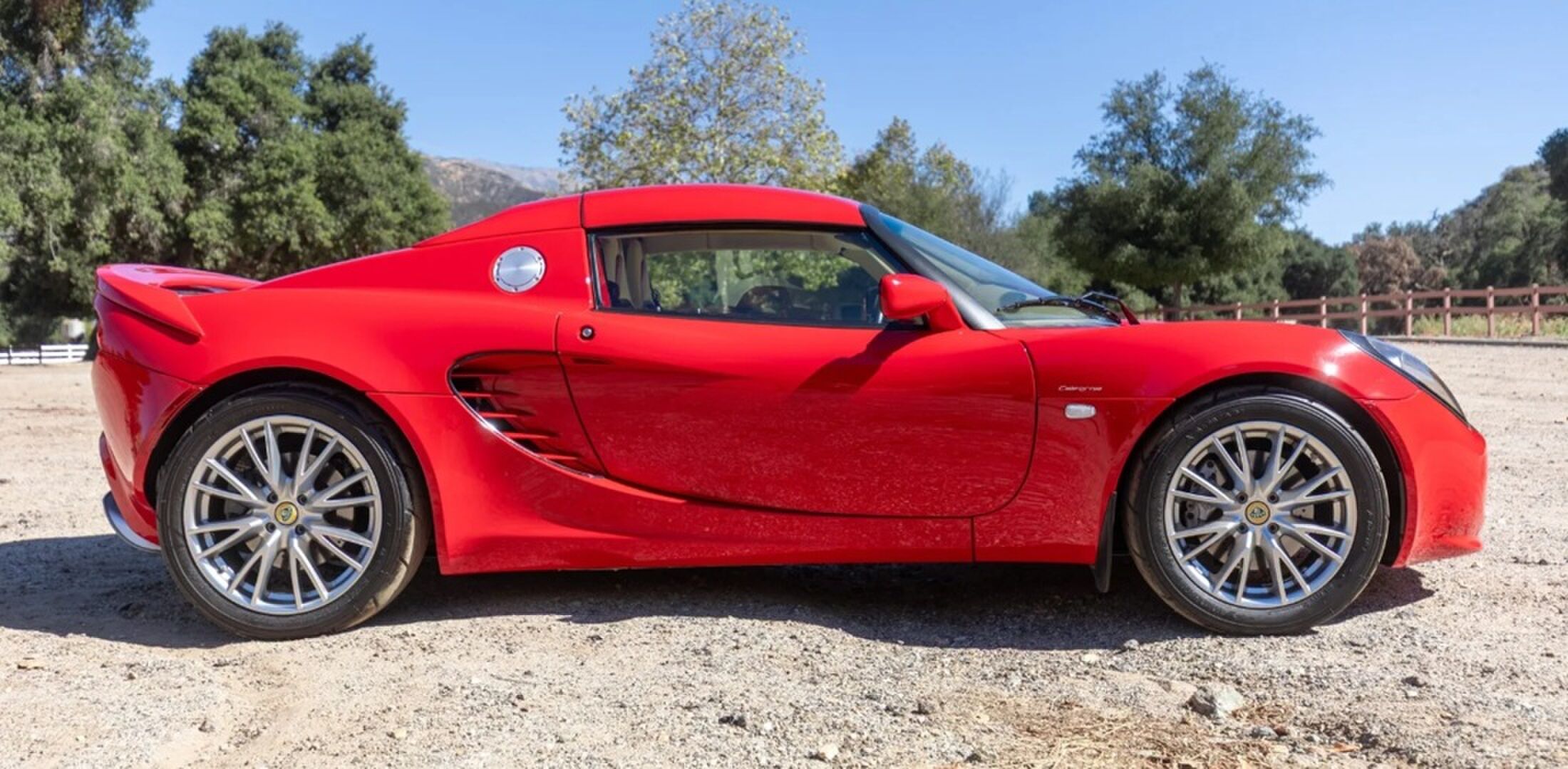 De zijkant van de Lotus