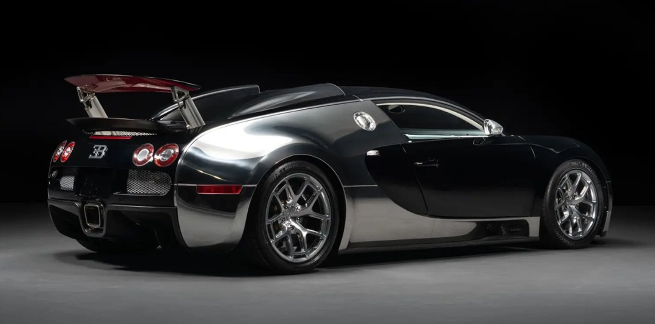 De achterzijde van de hypercar