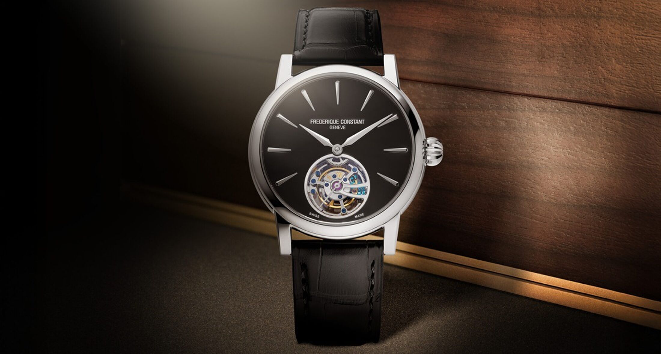 Een horloge uit de Elements Collection van Frederique Constant