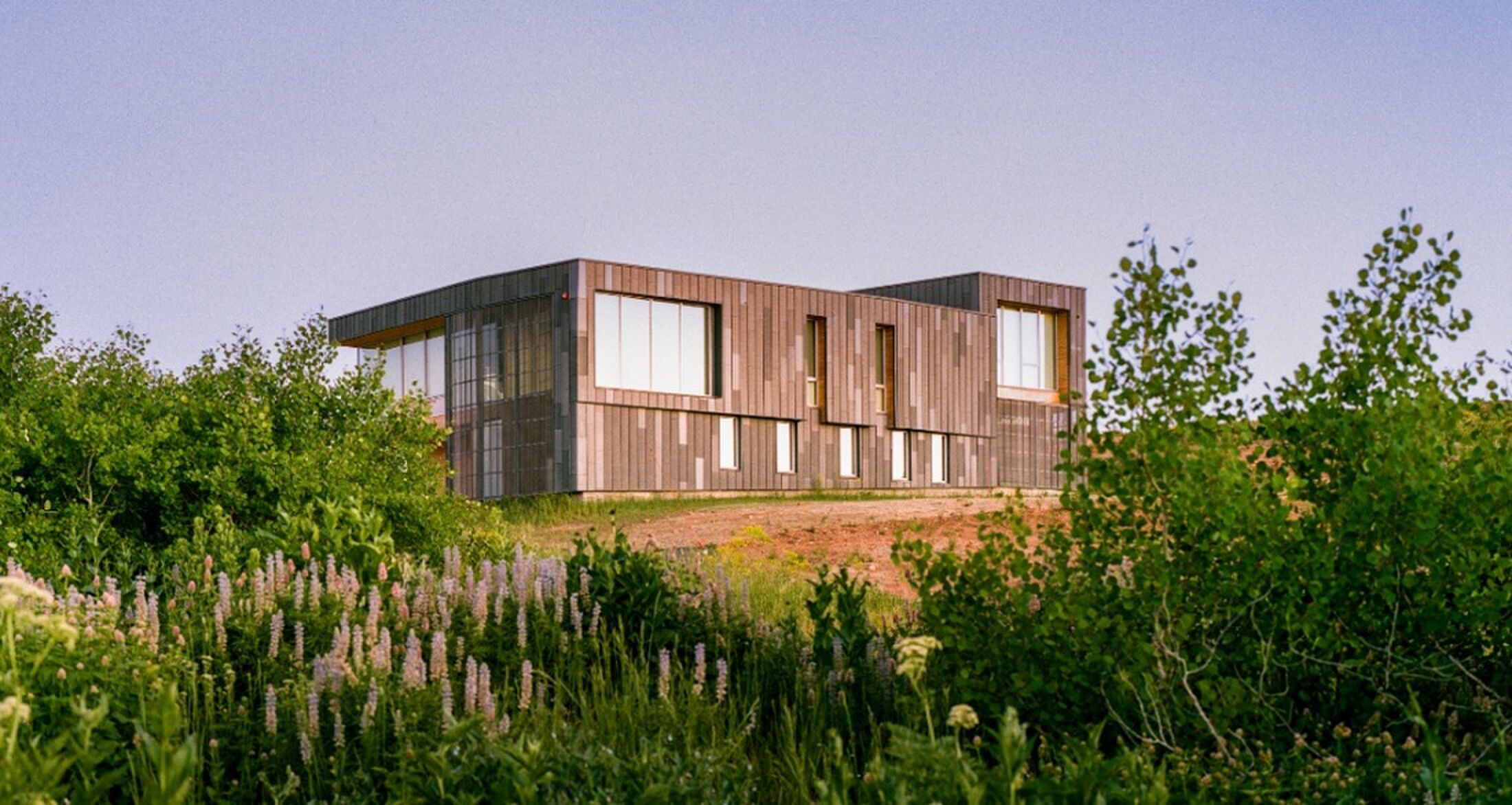 Eén van de te koop staande villa's