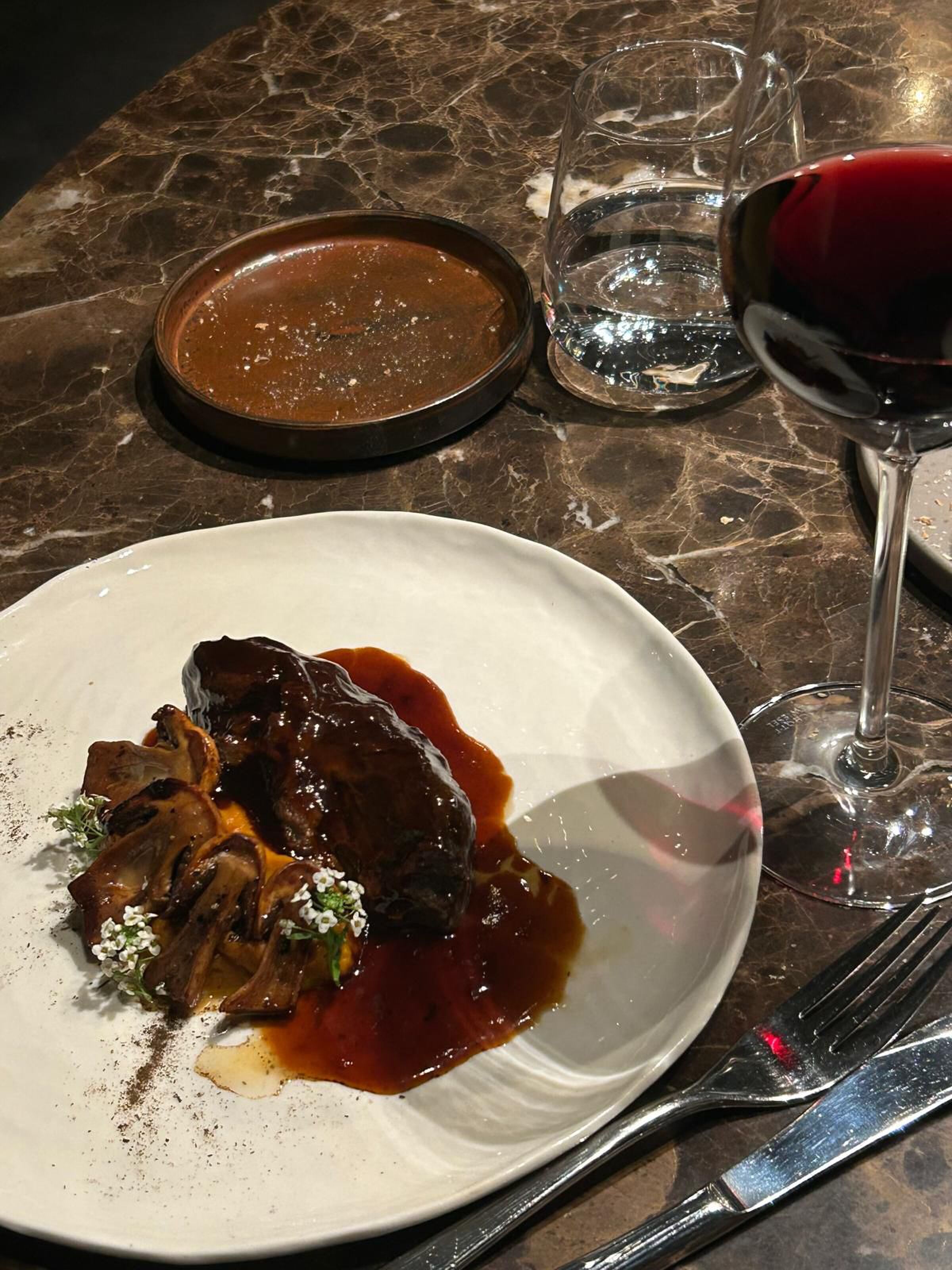 Het hoofdgerecht bij Restaurant Omber