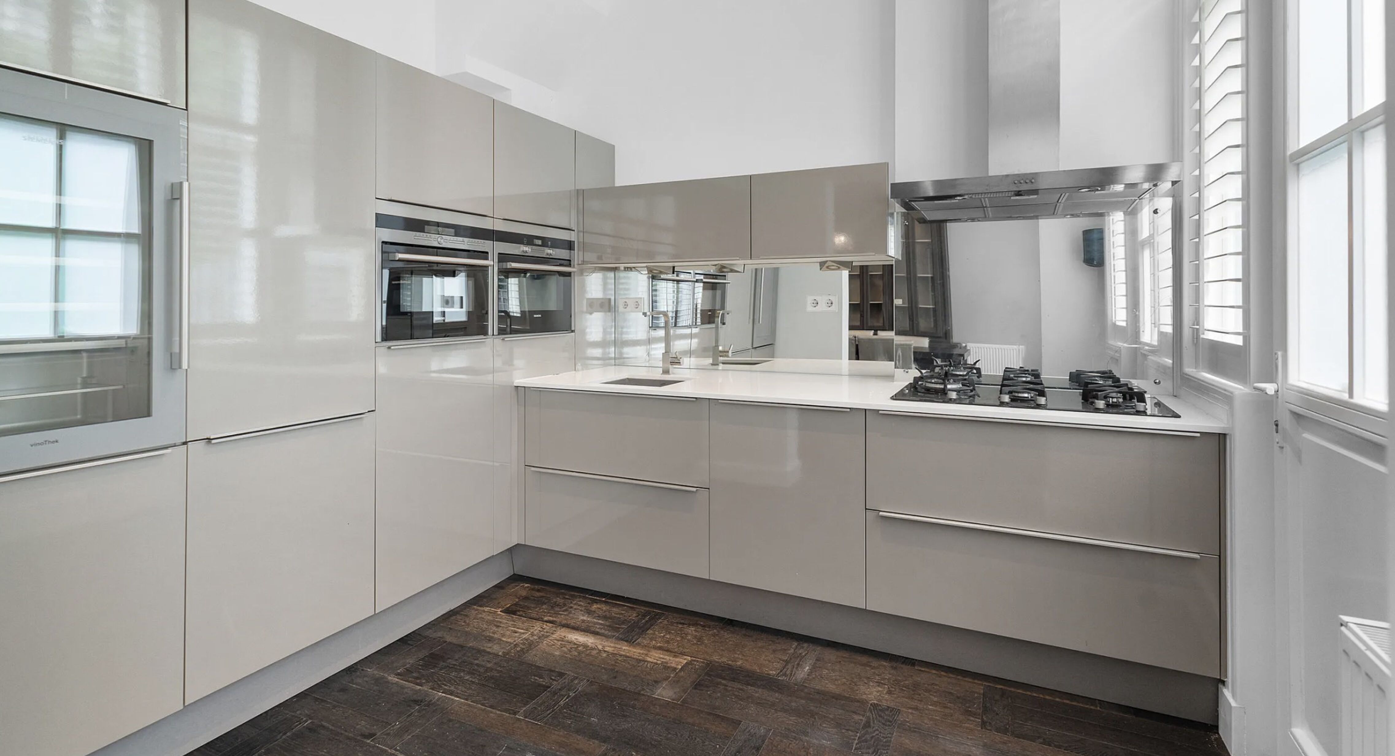 Het appartement van Luciano Narsingh in Amsterdam