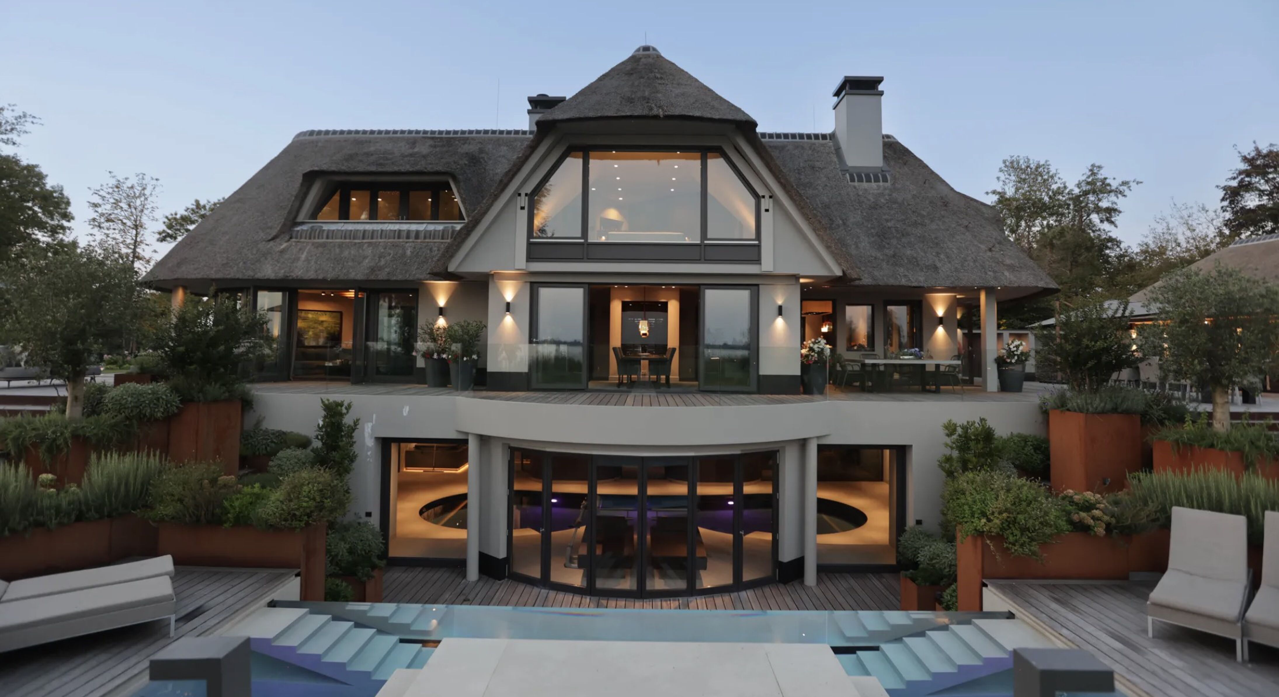 De villa uit Amsterdam Empire op Netflix