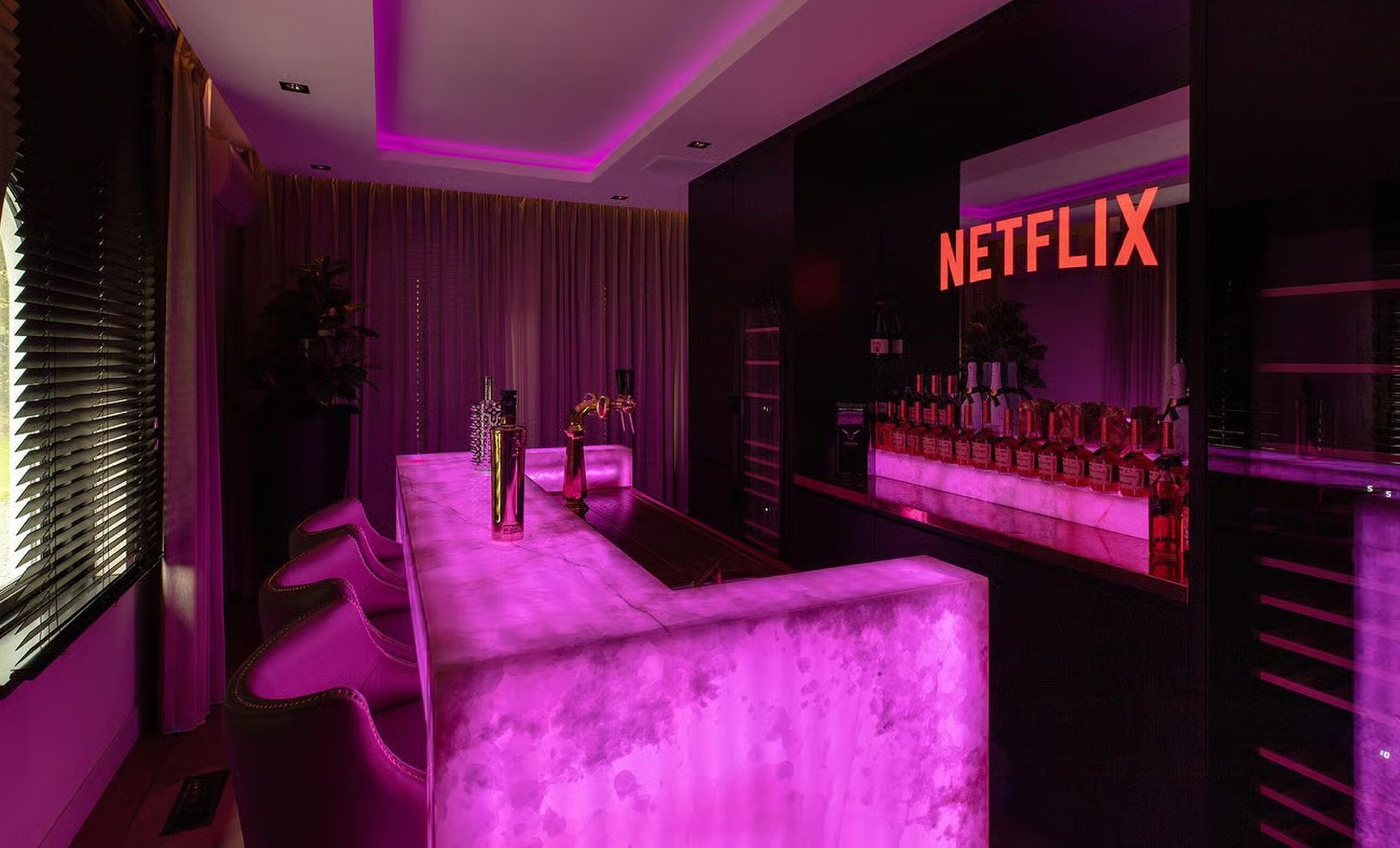 De voormalige villa van Boef is opnieuw te koop verschenen