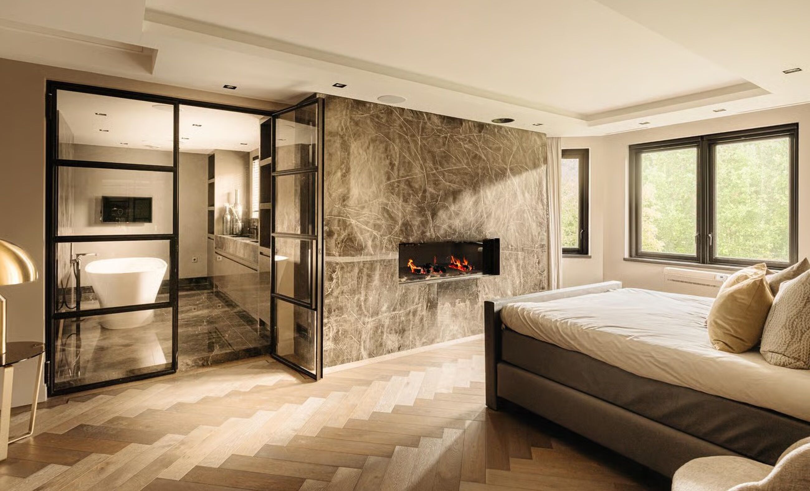 De voormalige villa van Boef is opnieuw te koop verschenen