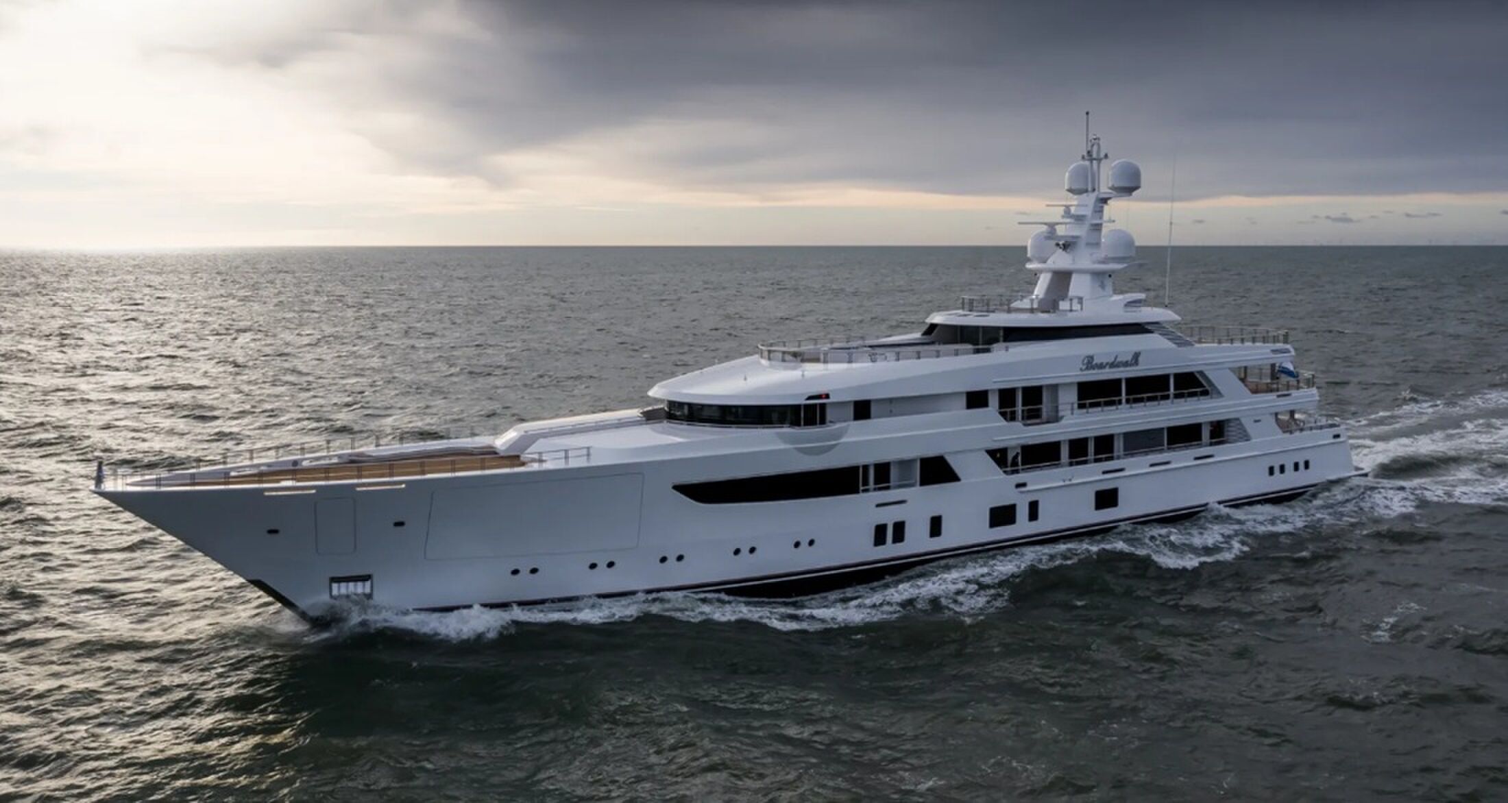 Het superjacht Broadwalk