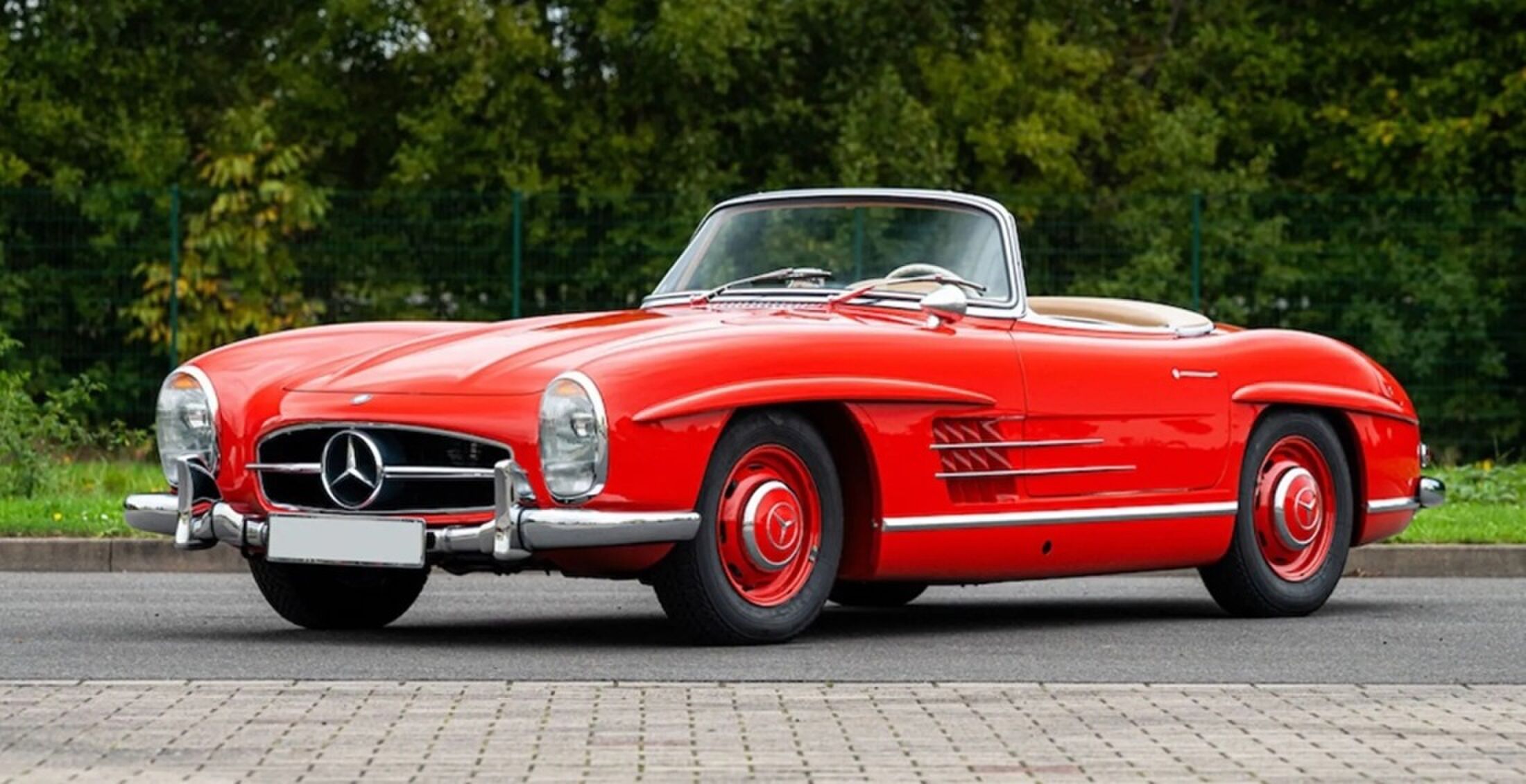 De Mercedes-Benz SL Roadster