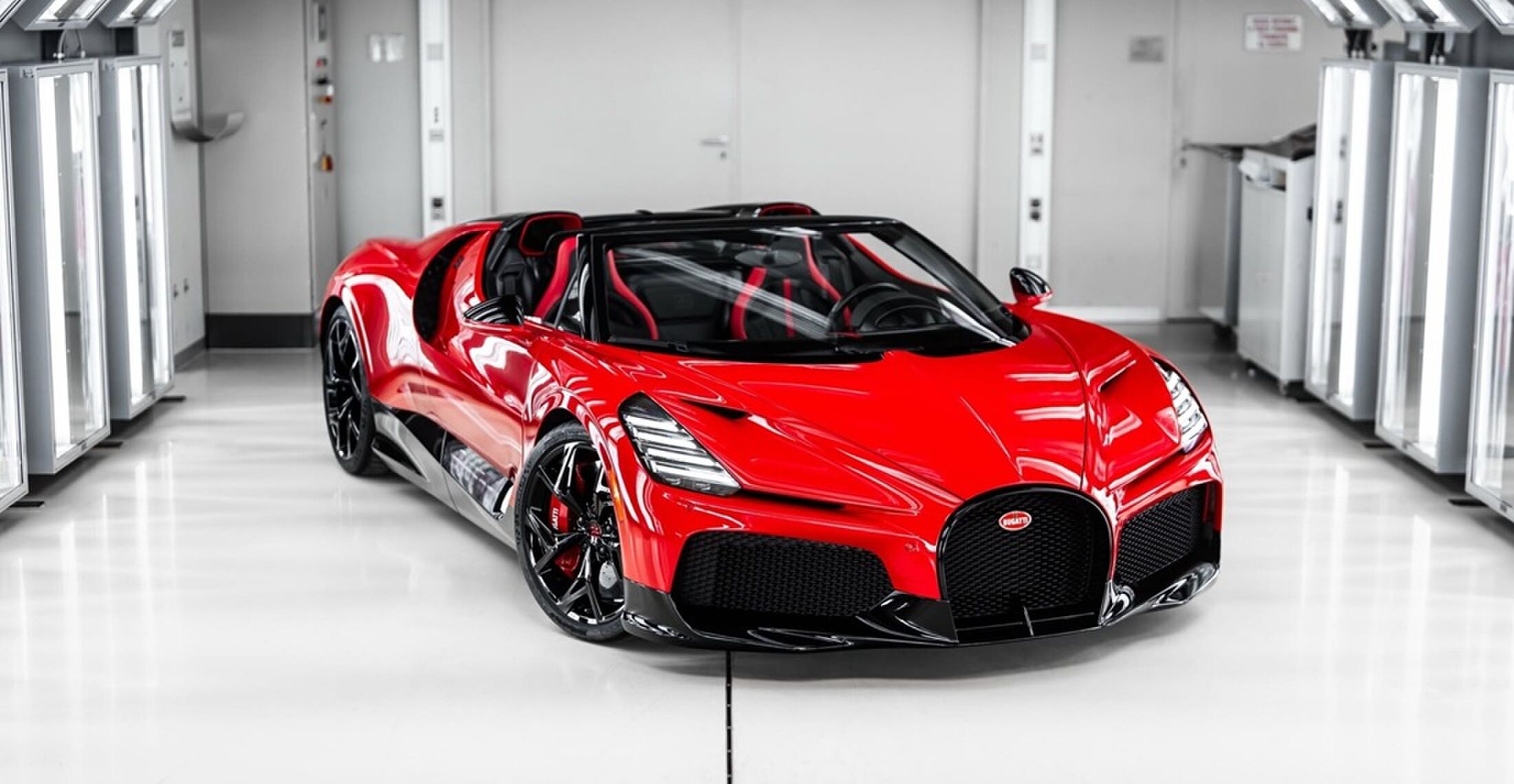 De rode Bugatti van Call of Duty-oprichter VInce Zampella