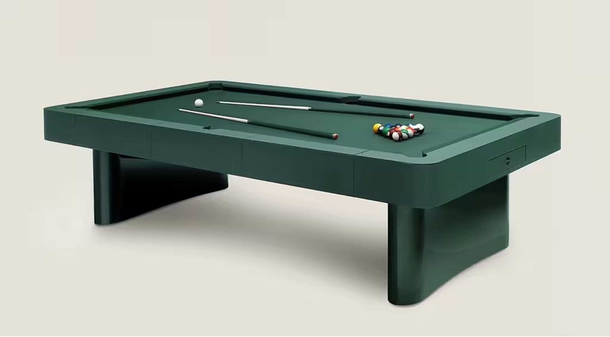 De pooltafel van Herm&egrave;s