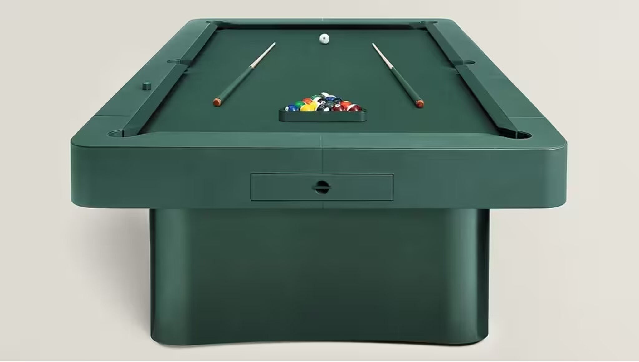 De pooltafel van Herm&egrave;s