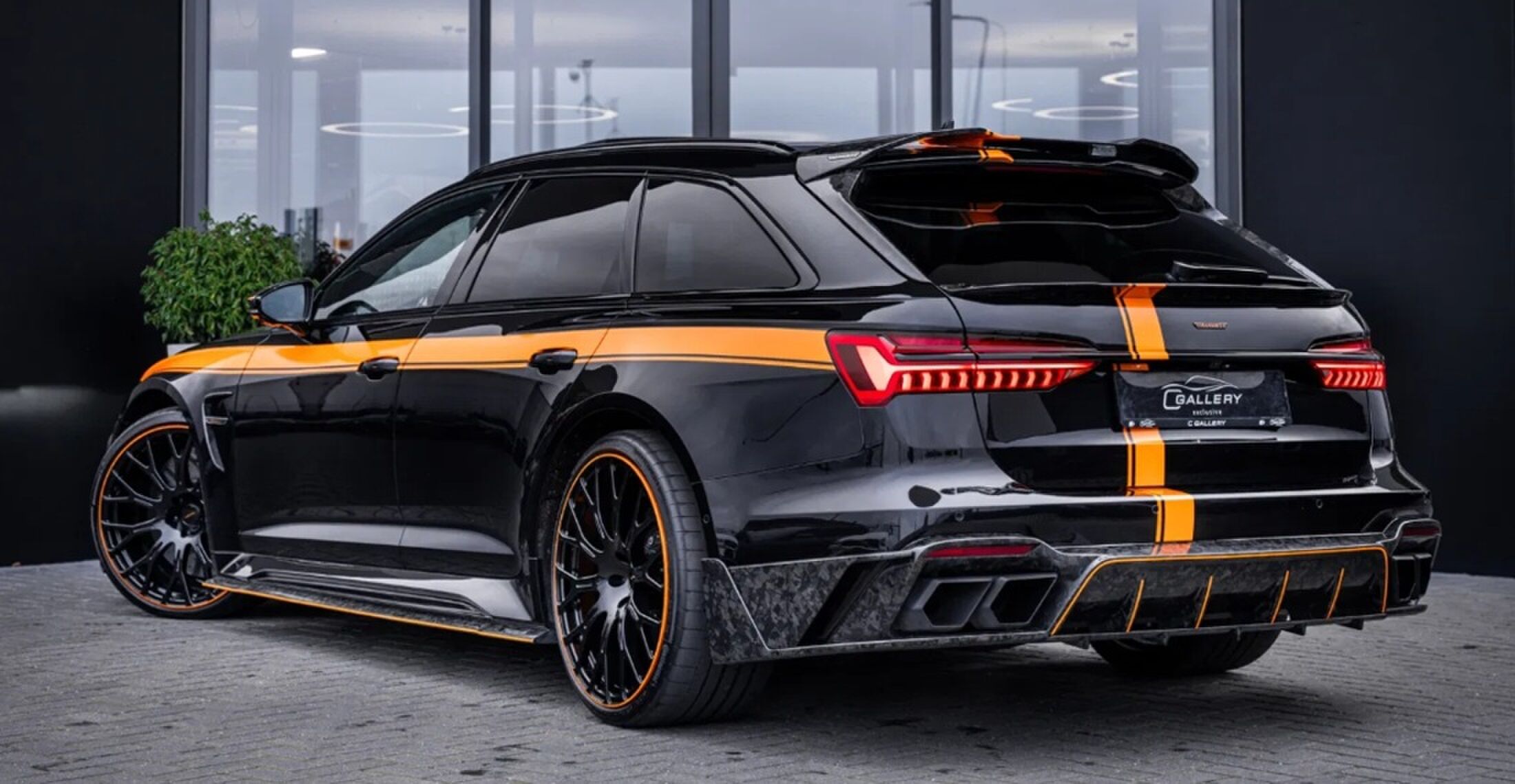 De achterzijde van de door Franck Rib&eacute;ry ontworpen Audi