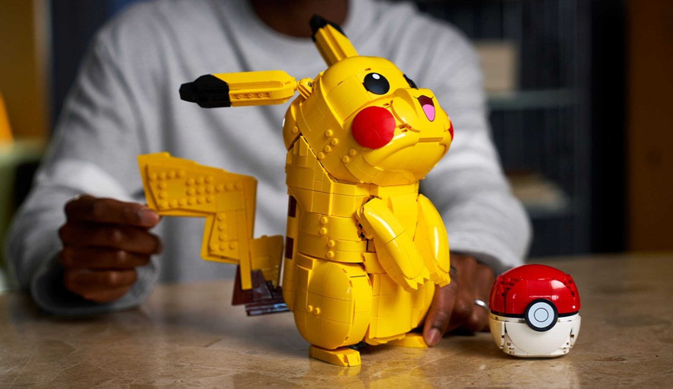 Pikachu, een Pokémon die ook door LEGO wordt aangeboden