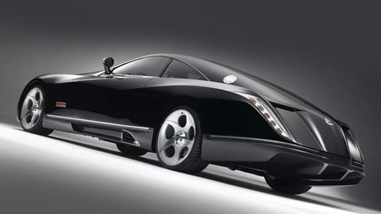 De achterzijde van de Maybach Exelero