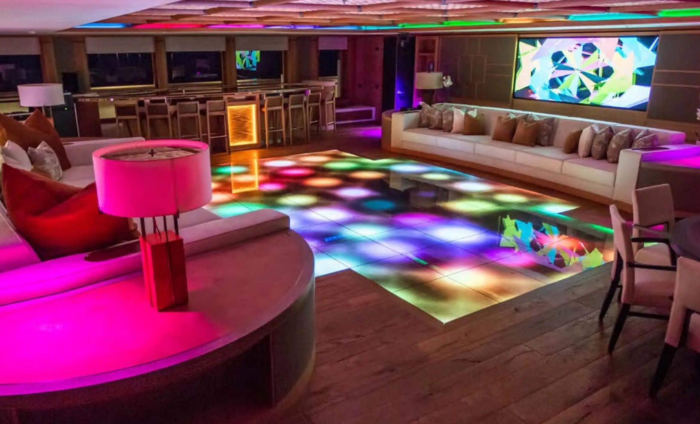 Het superjacht Pelorus van de Duitse scheepswerf L&uuml;rssen