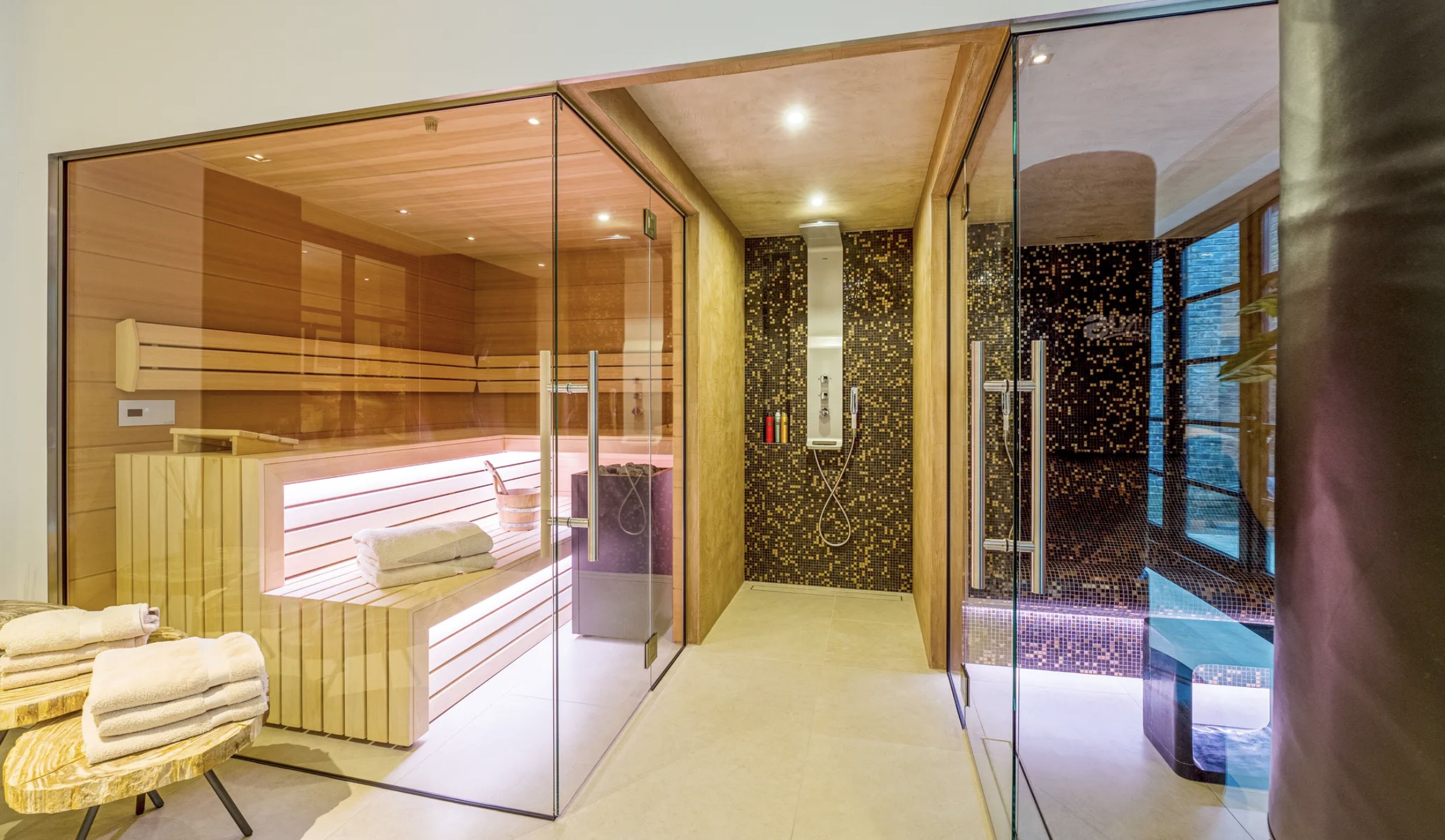 De sauna in de villa van de villa van Eelko van Kooten in Blaricum 