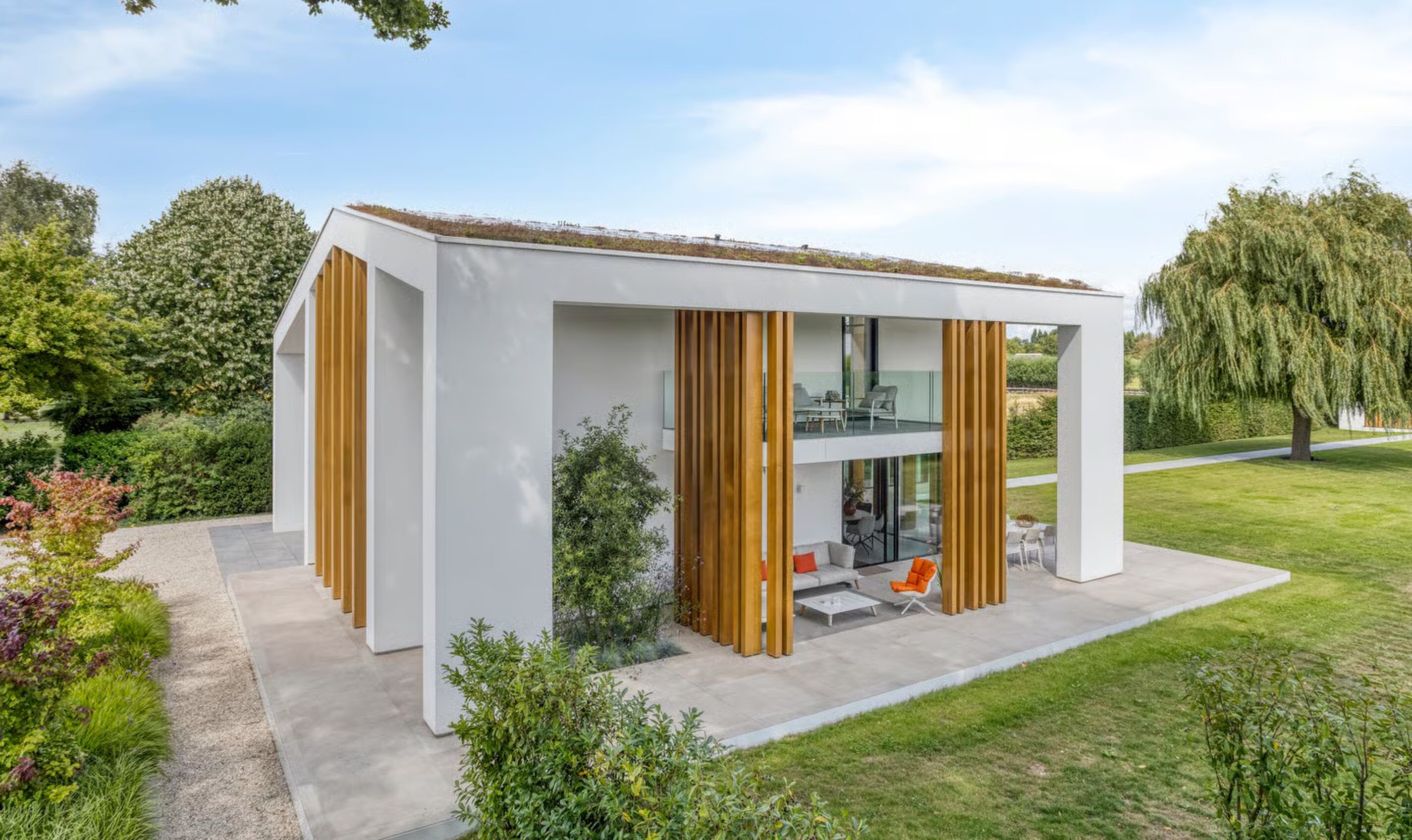 Zijaanzicht van de villa in Oud-Beijerland