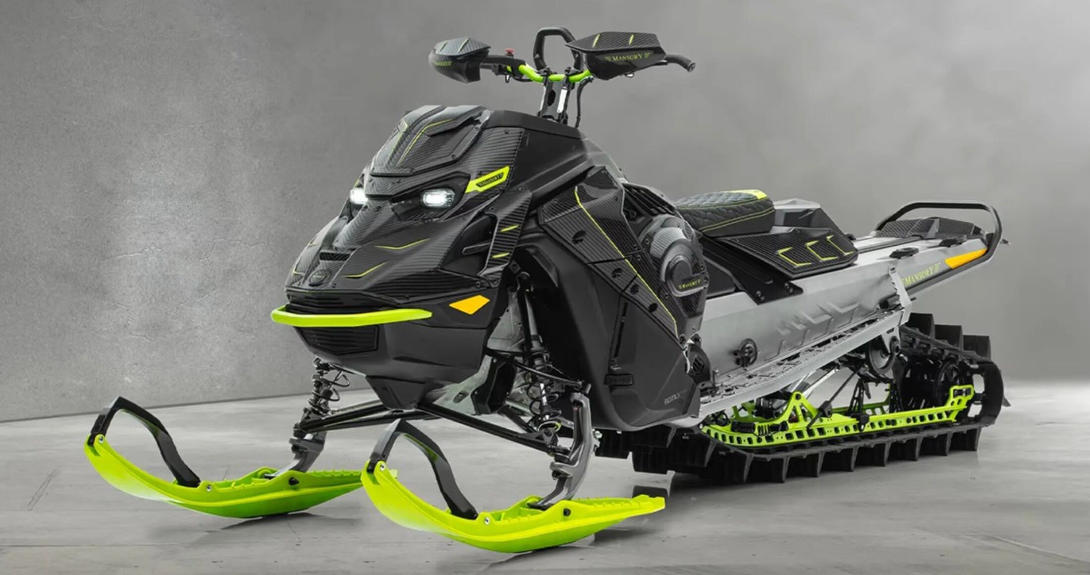 De voorzijde van de MANSORY Black Lizard