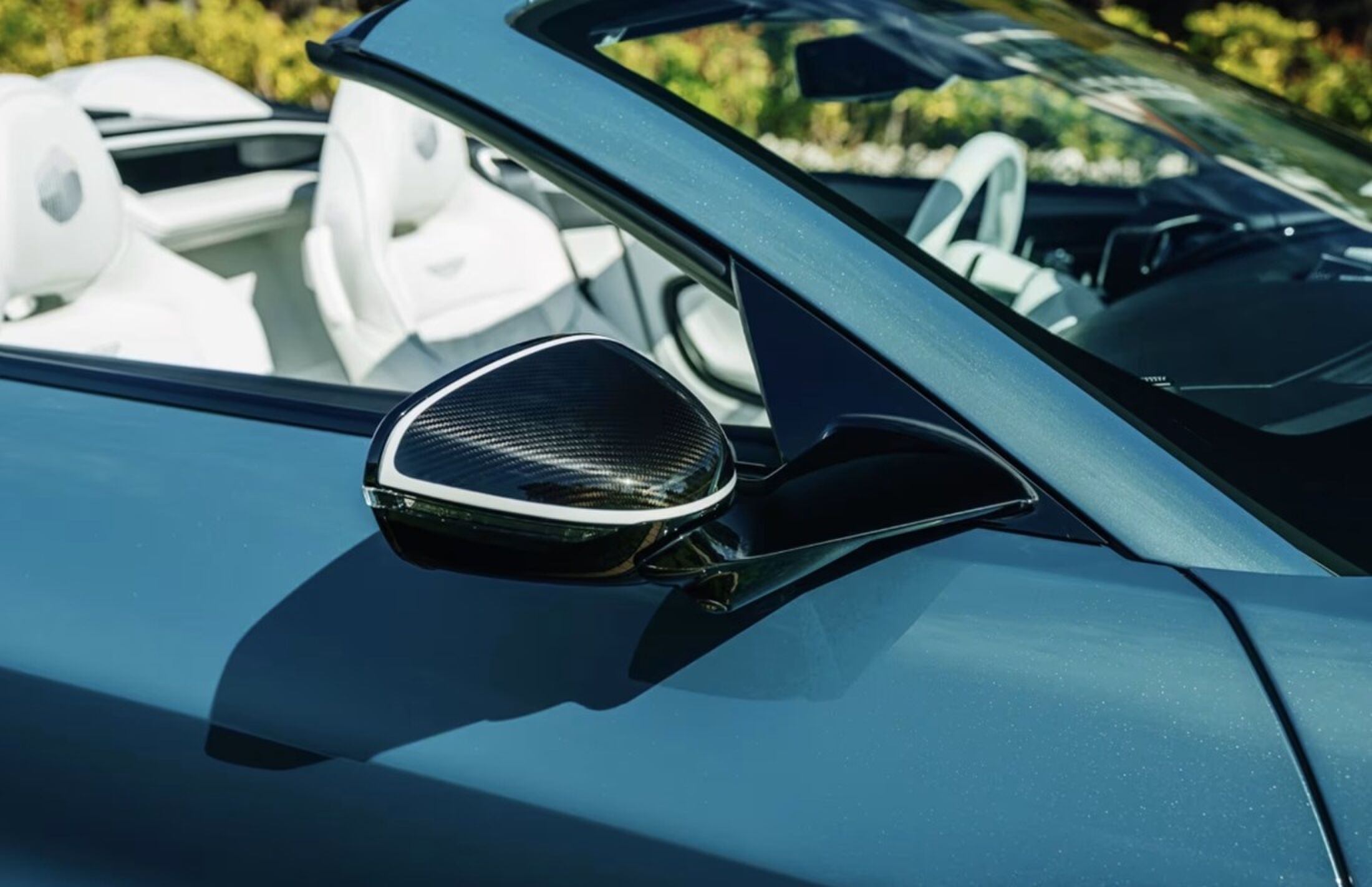 De luxe stoelen in de nieuwe Aston Martin