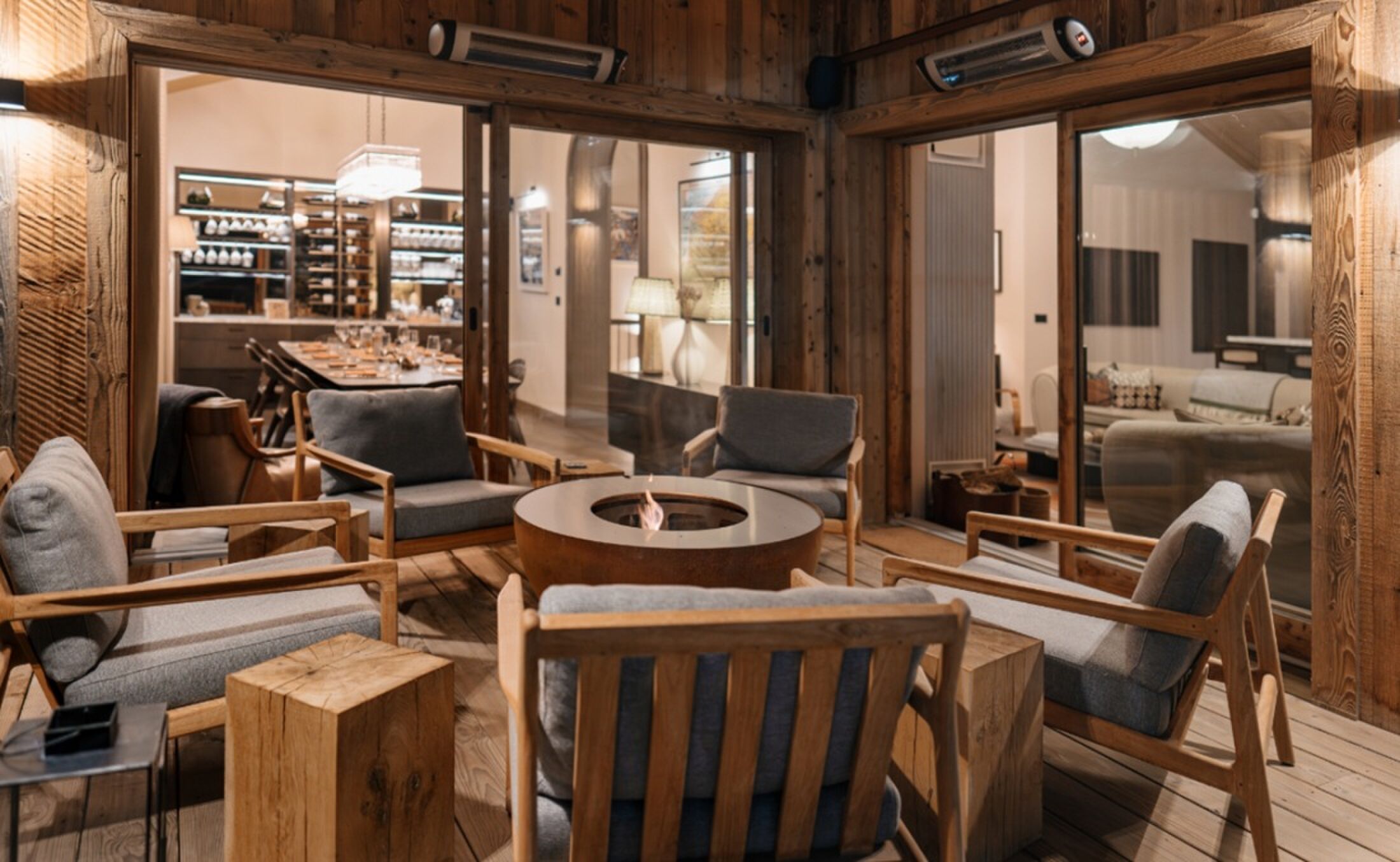 Het ruime balkon met prachtig uitzicht