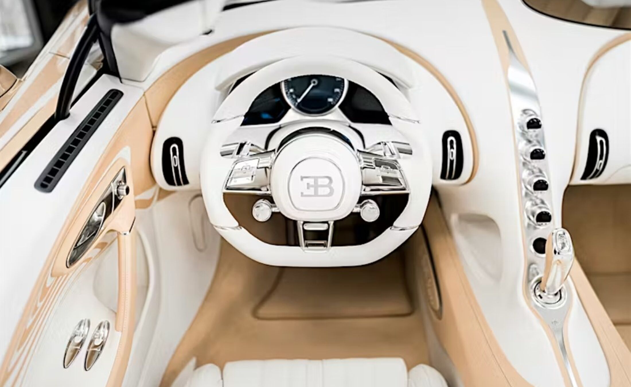 Het interieur van de nieuwe hypercar