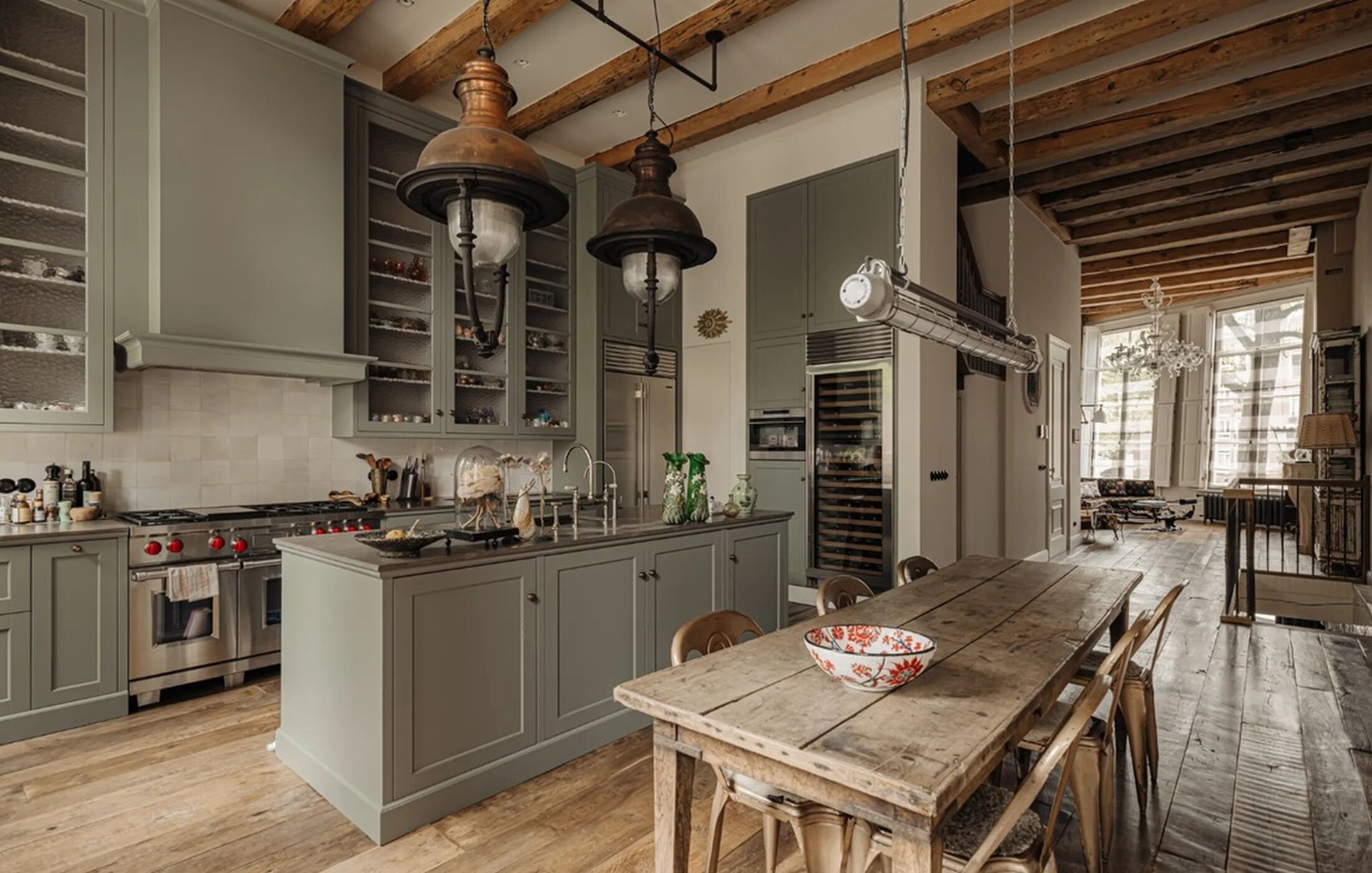 De keuken in het grachtenpand van Anton Corbijn