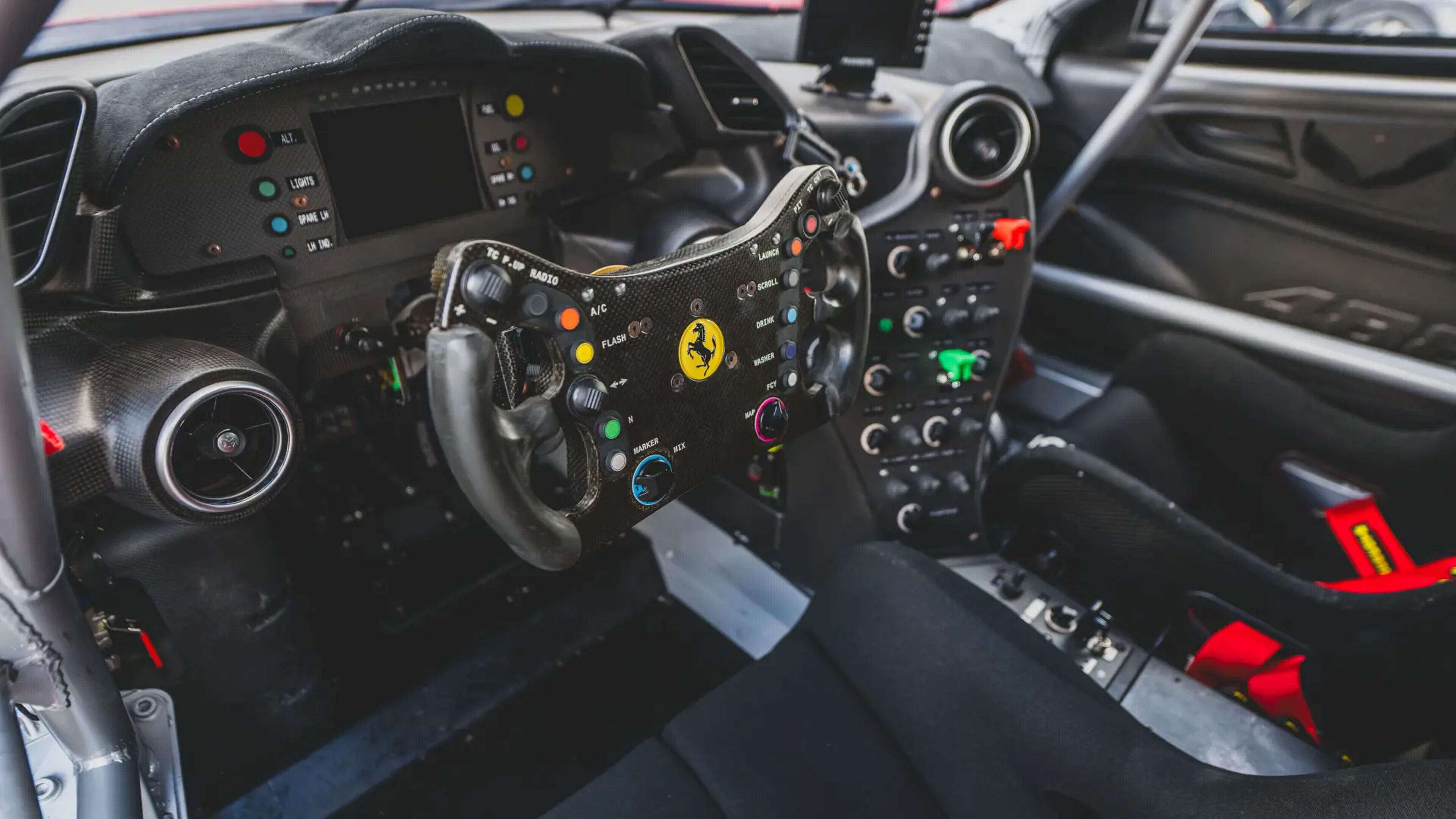 Het stuur van de Ferrari 488 GT3