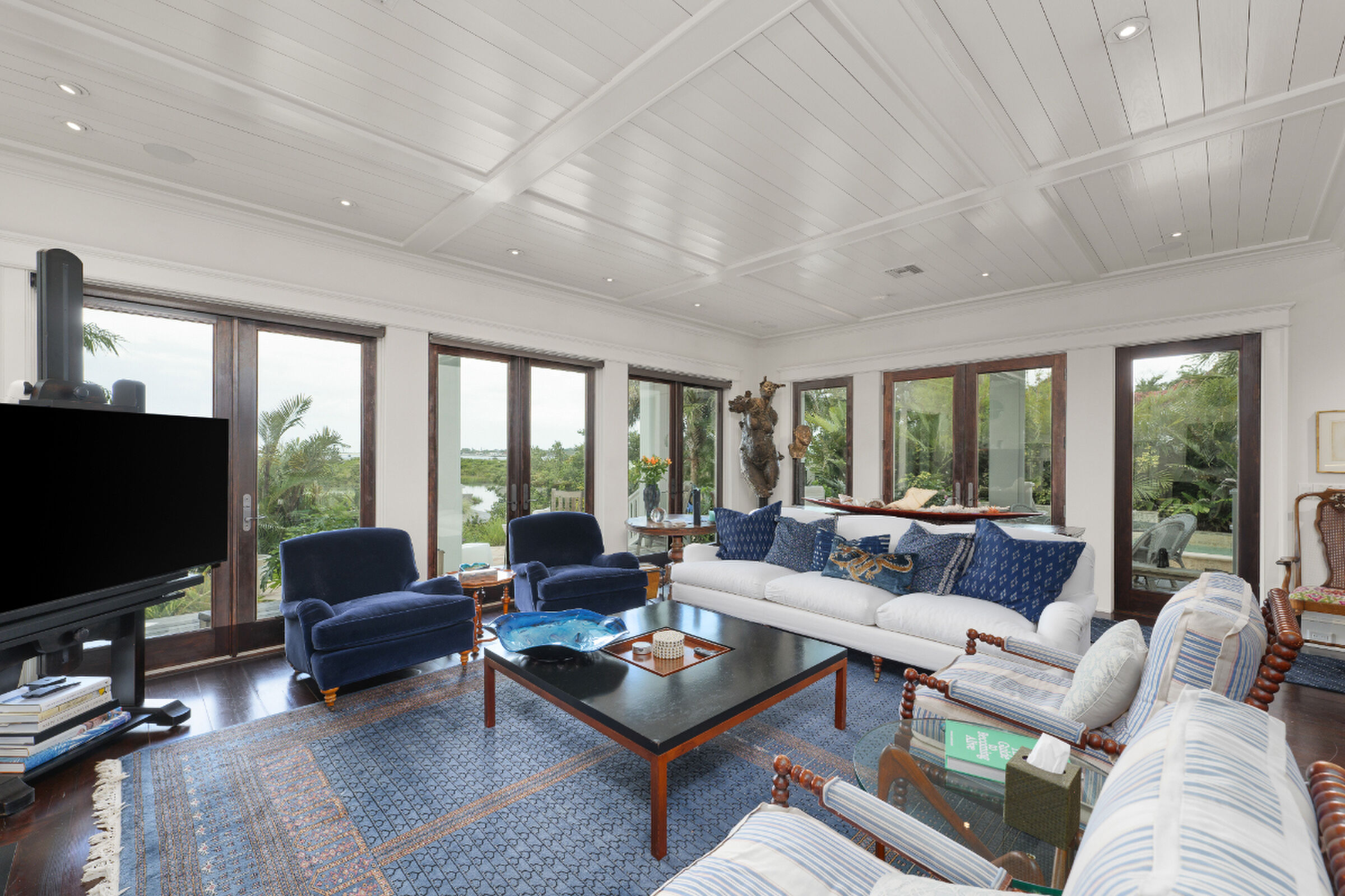 De woonkamer van het huis van Hurley Haywood in Florida