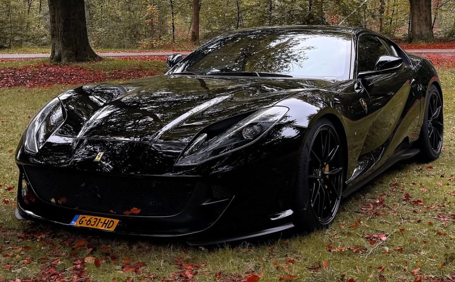 De Ferrari 812 Superfast van Joel Beukers