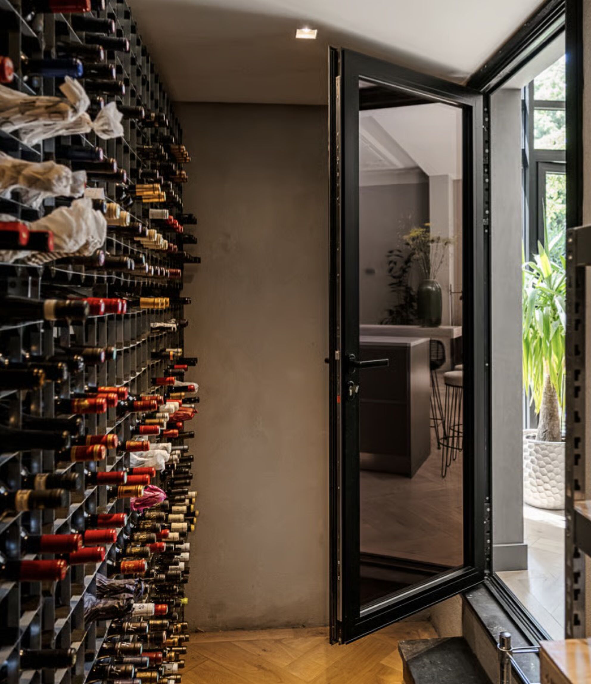 De wijnkelder van de stadsvilla in Haarlem