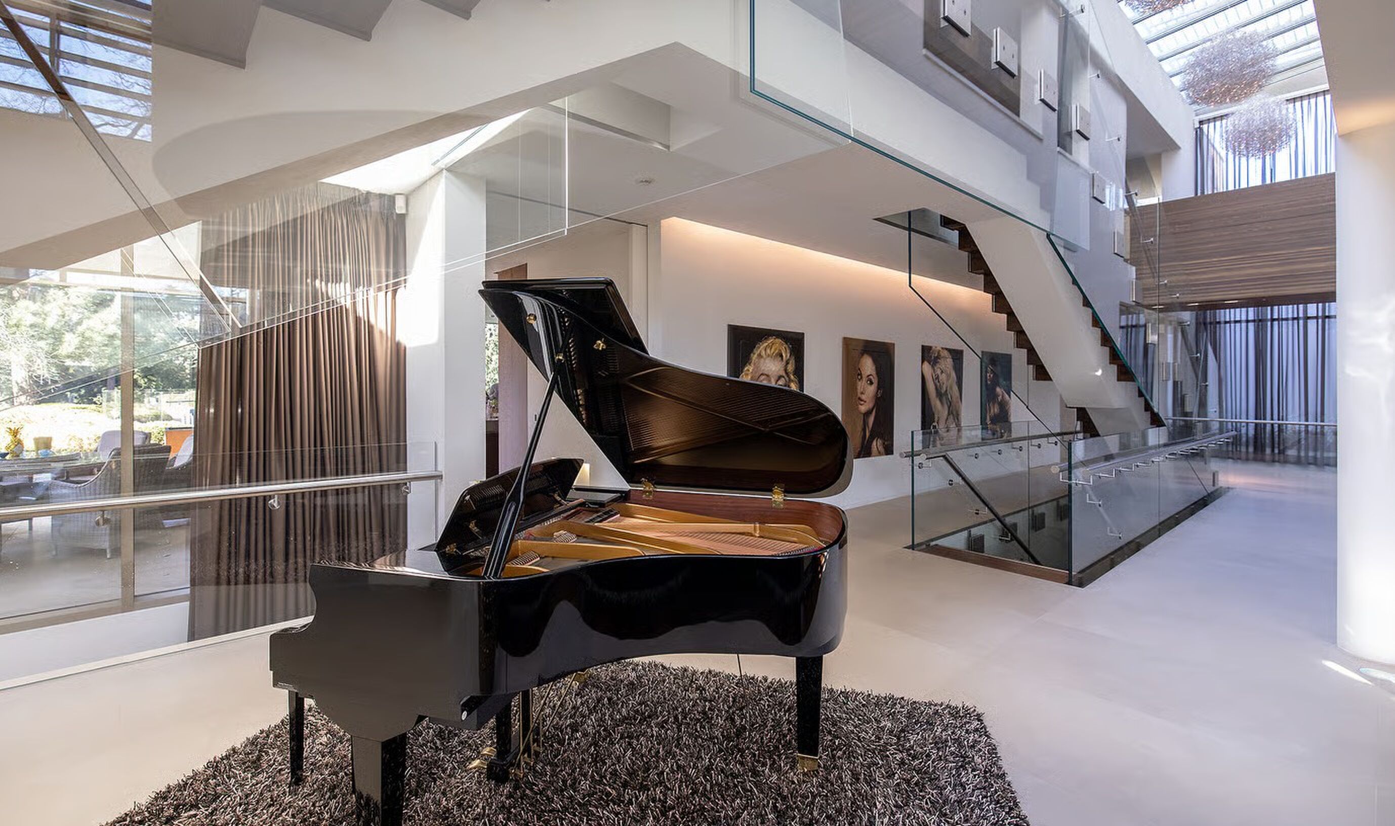 De voormalige villa van Roger Lips in Uden