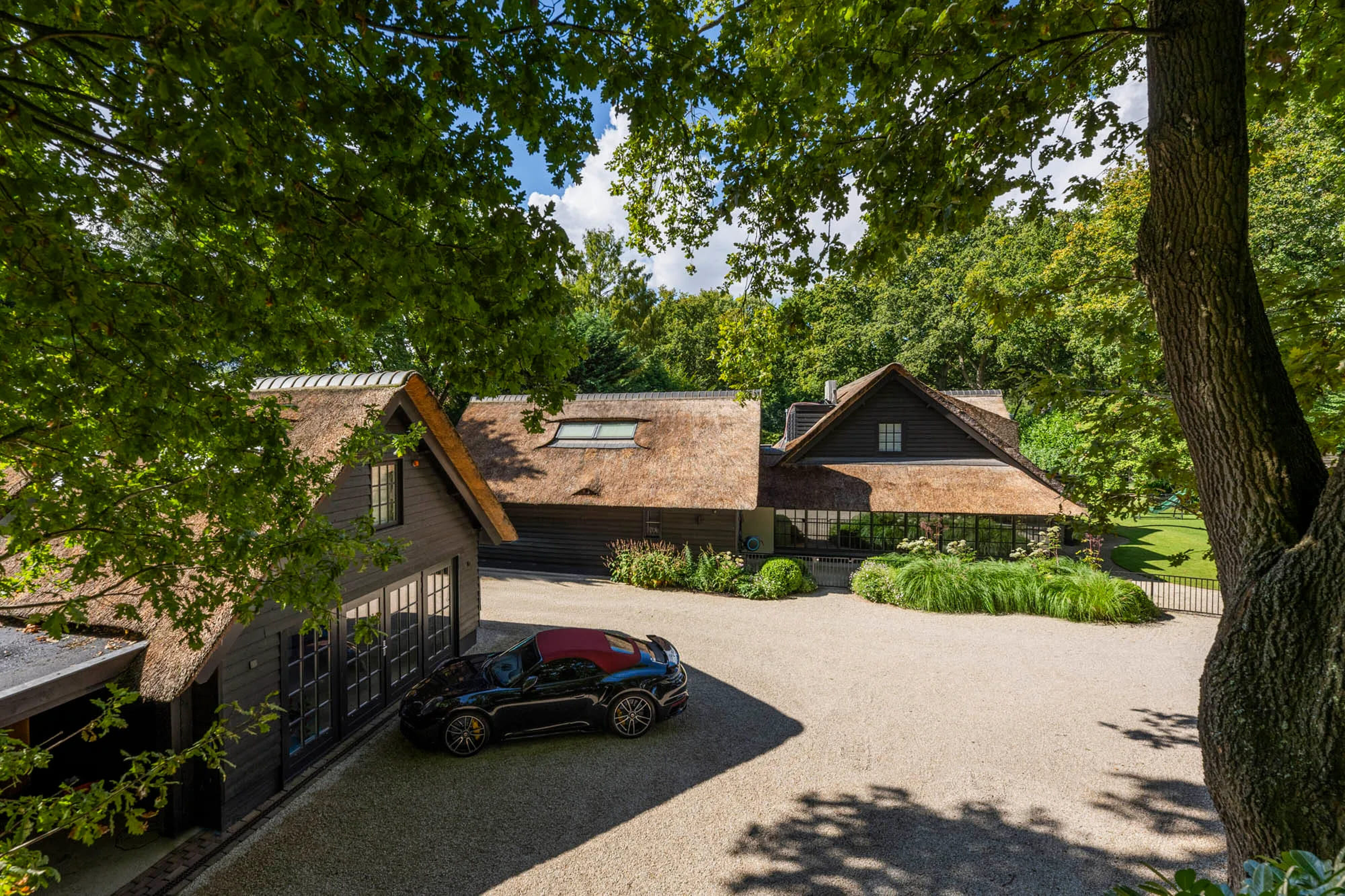 Het guesthouse bij de villa in Laren