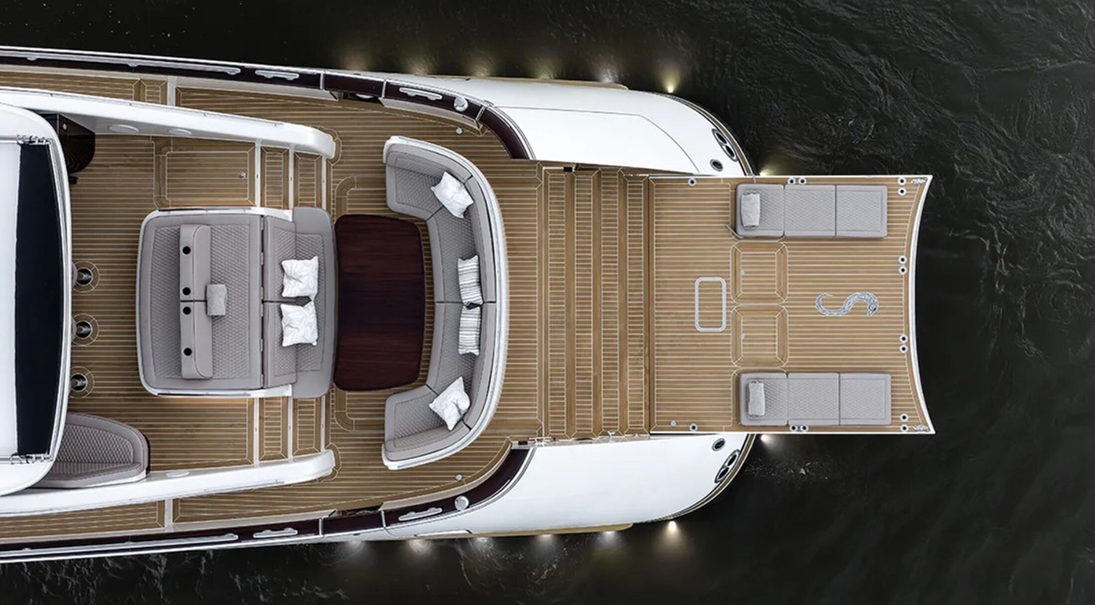 Het achterdek van het schip