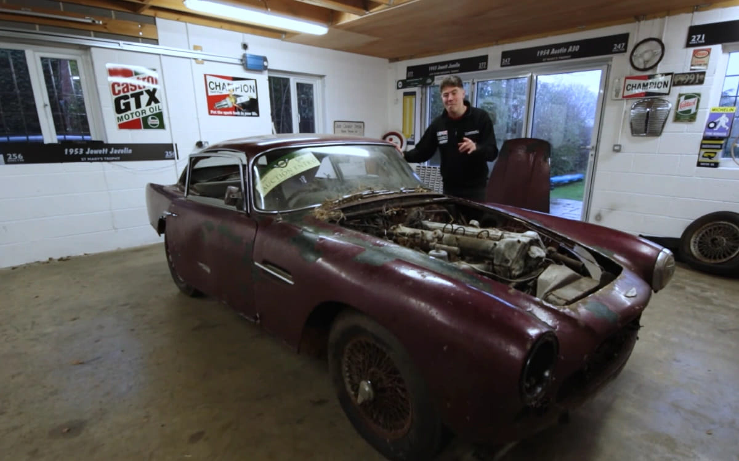 De prachtige Aston Martin DB4