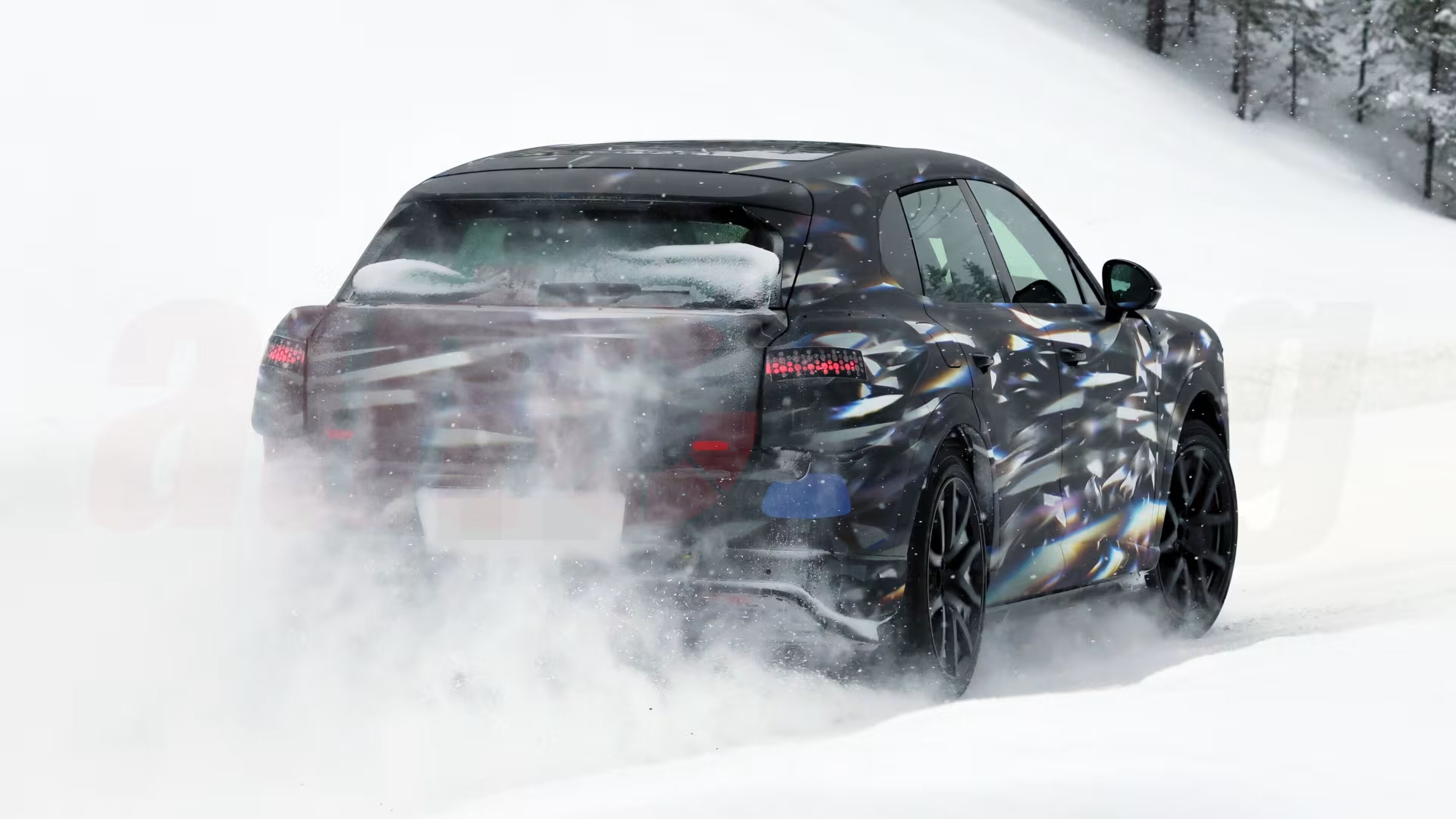 De achterzijde van de elektrische Bentley