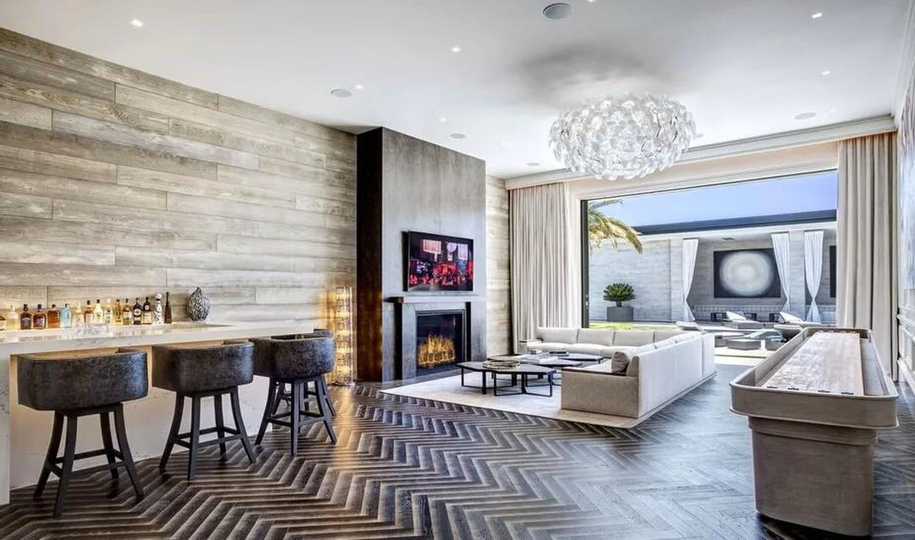 De extra zitkamer in het huis van Kylie Jenner