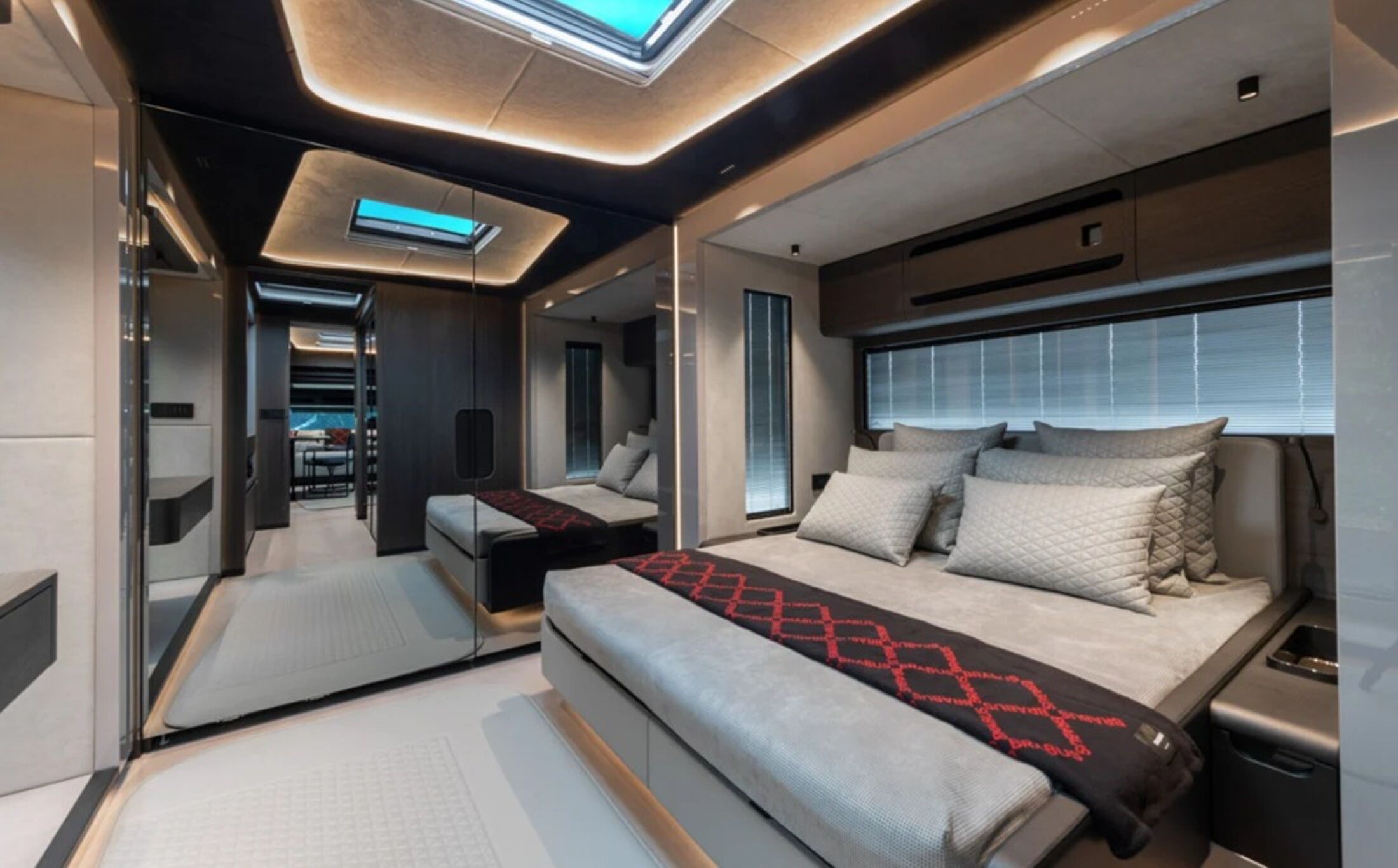 De mastersuite met kingsize bed