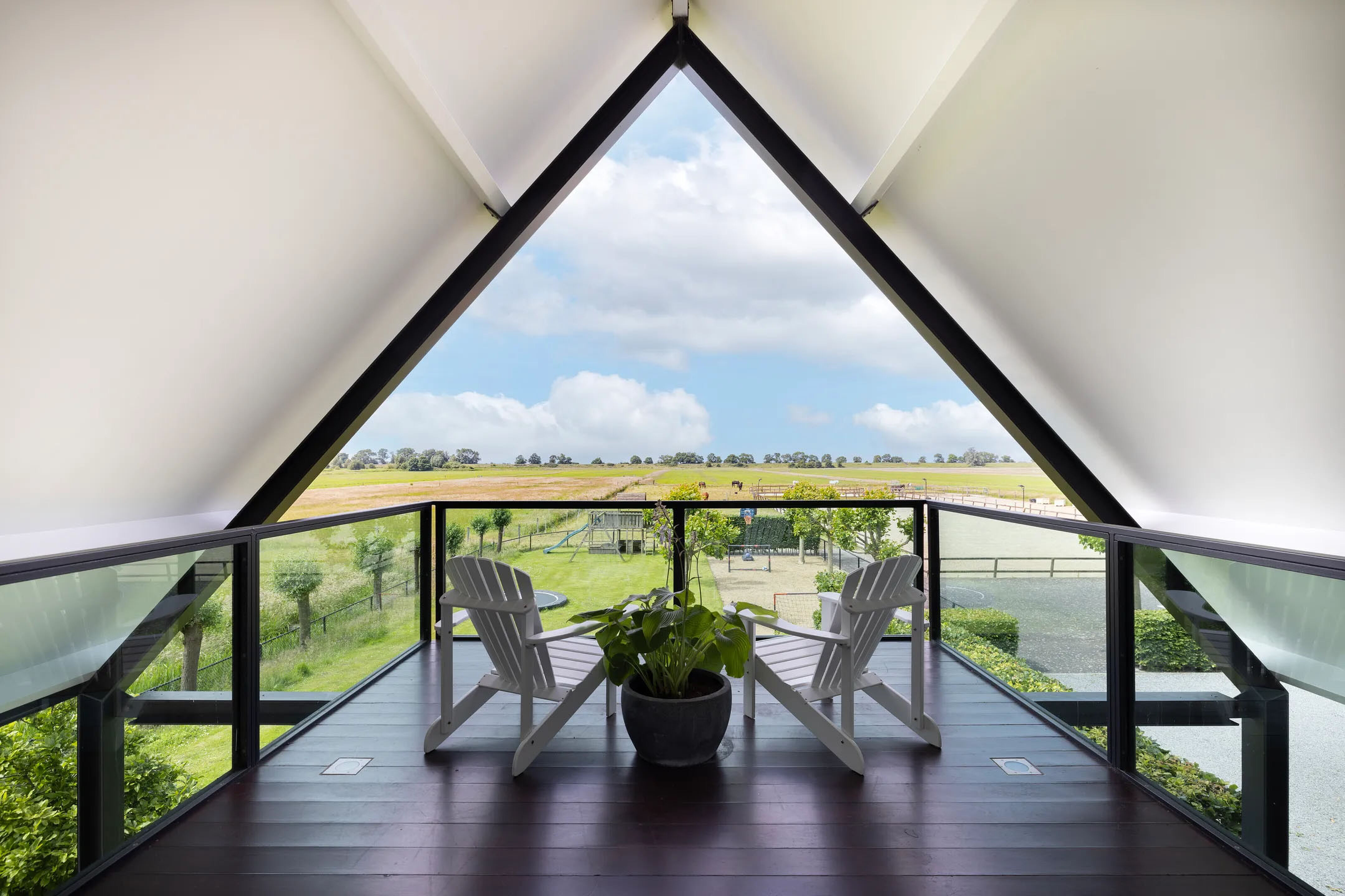 Het dakterras van de villa in Muiden