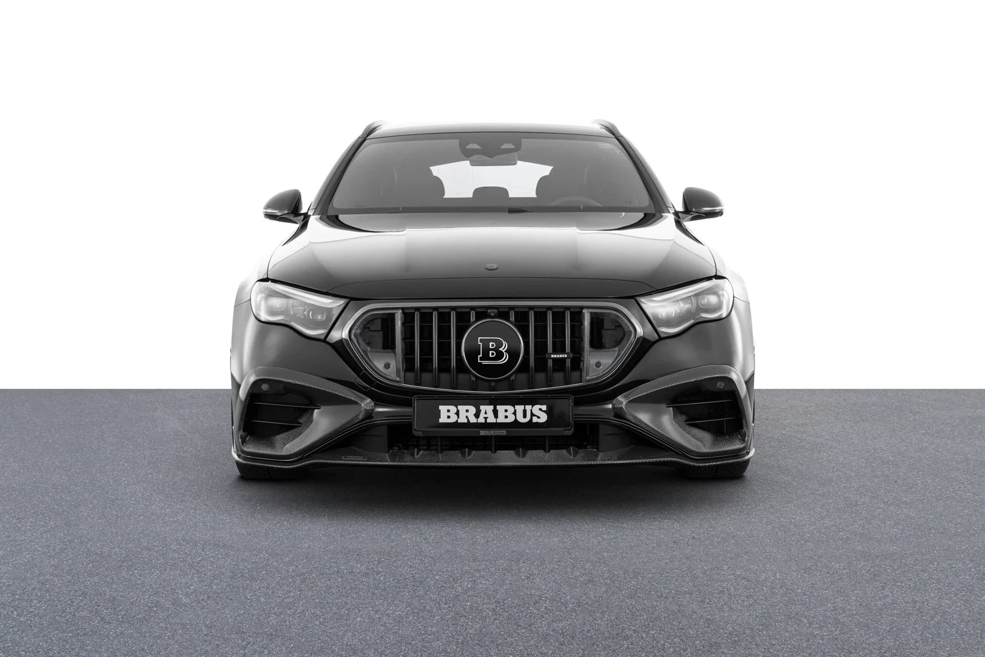 De voorkant van de BRABUS 700