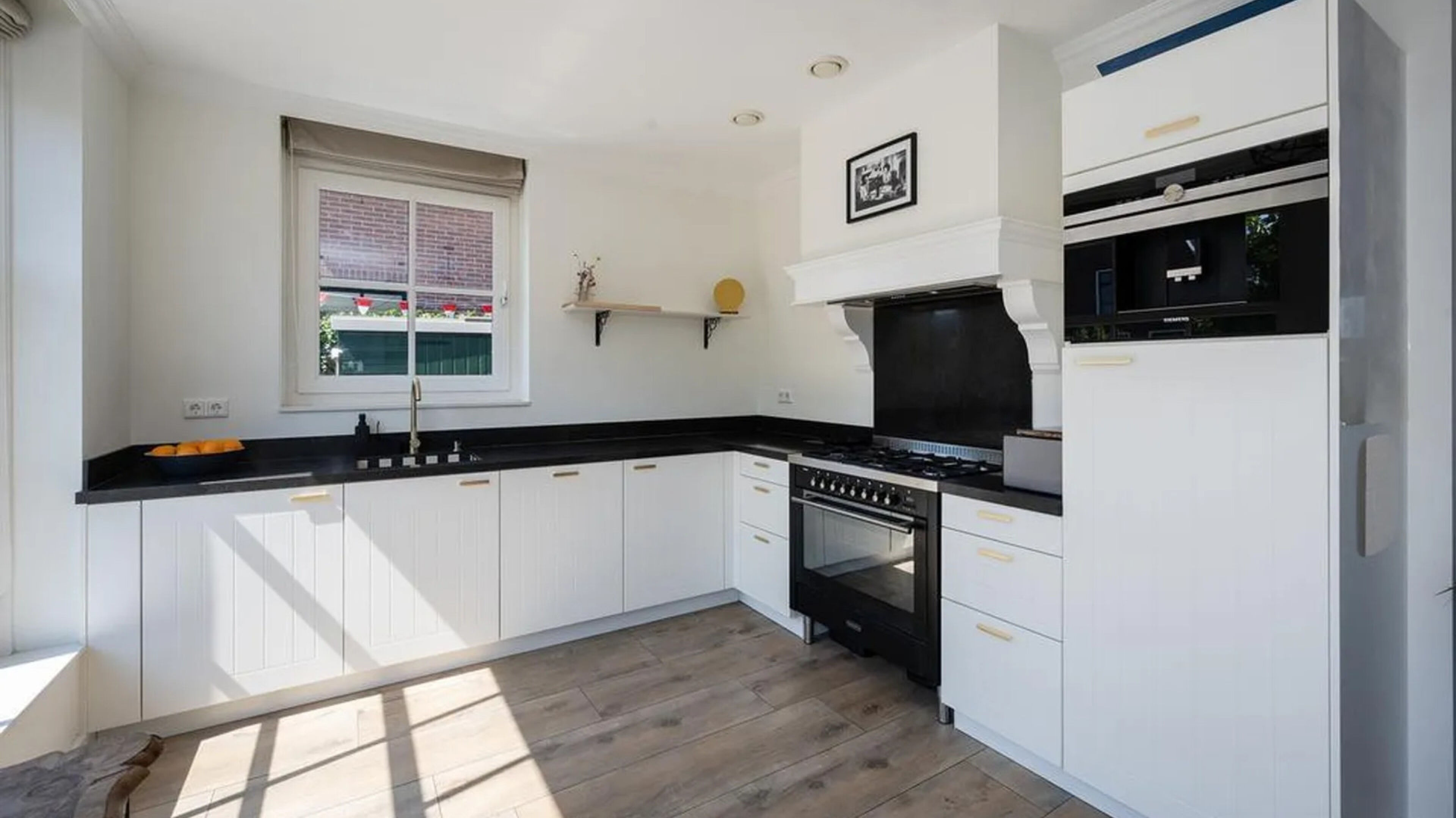 De keuken in de woning van Jan Smit