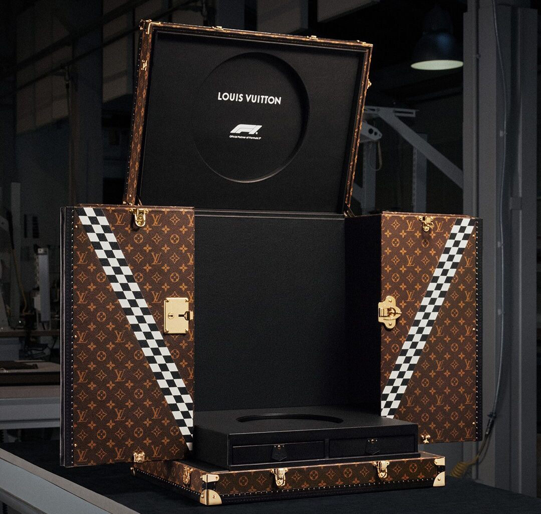 De Louis Vuitton-koffer voor de Formule 1