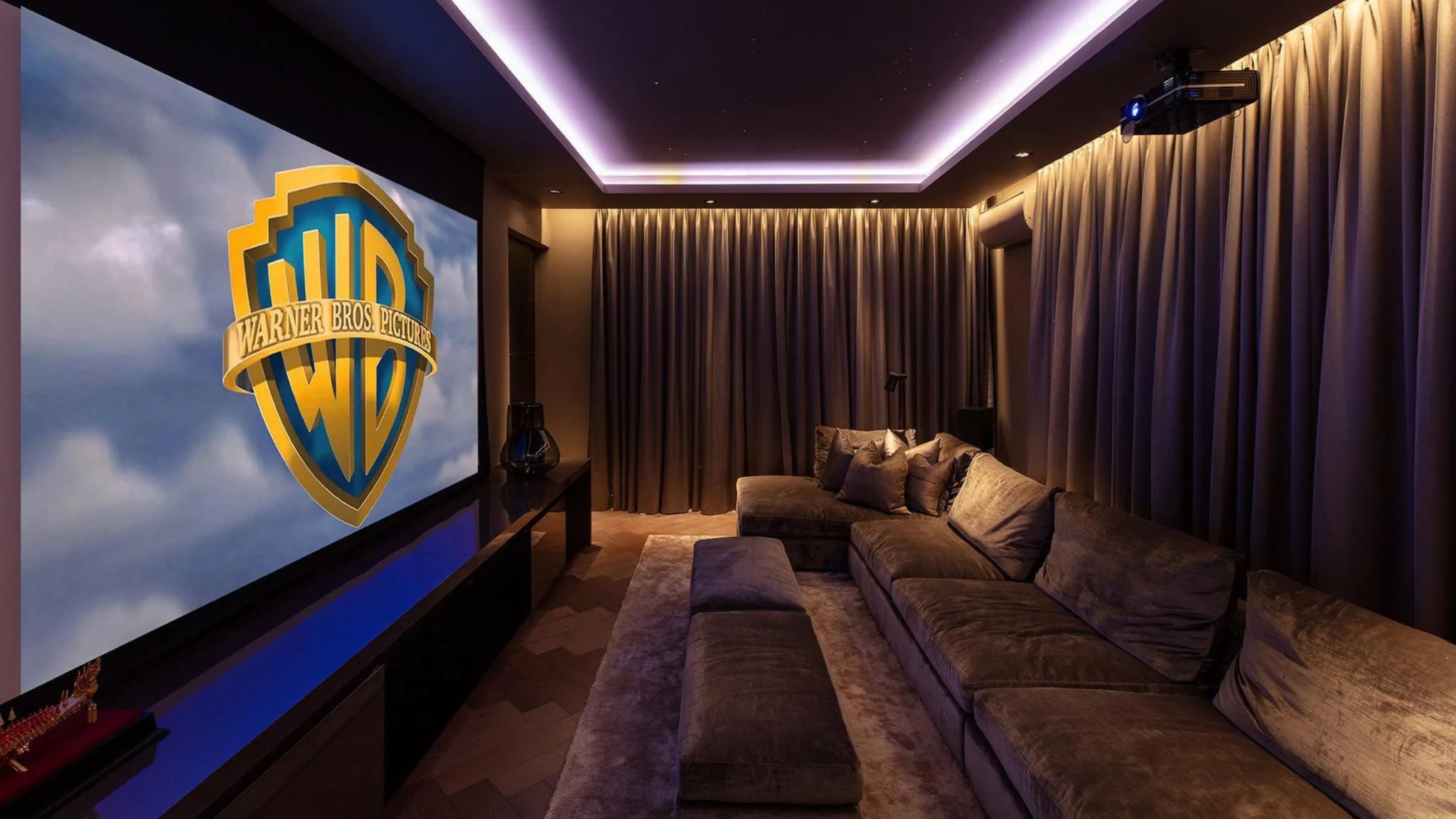 De thuisbioscoop in de voormalige villa van Boef