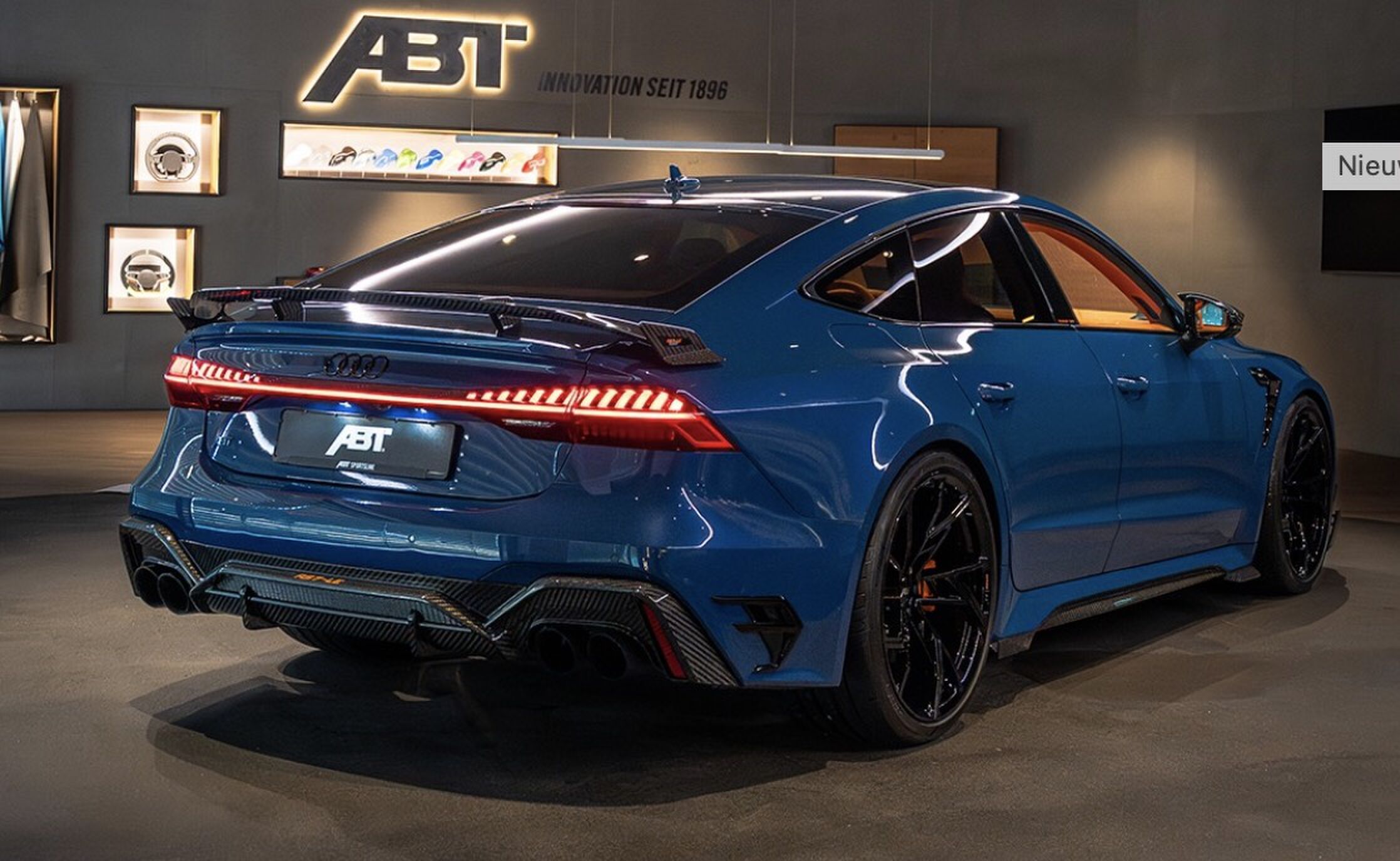 De achterzijde van de door ABT onder handen genomen Audi RS7 Legacy Edition