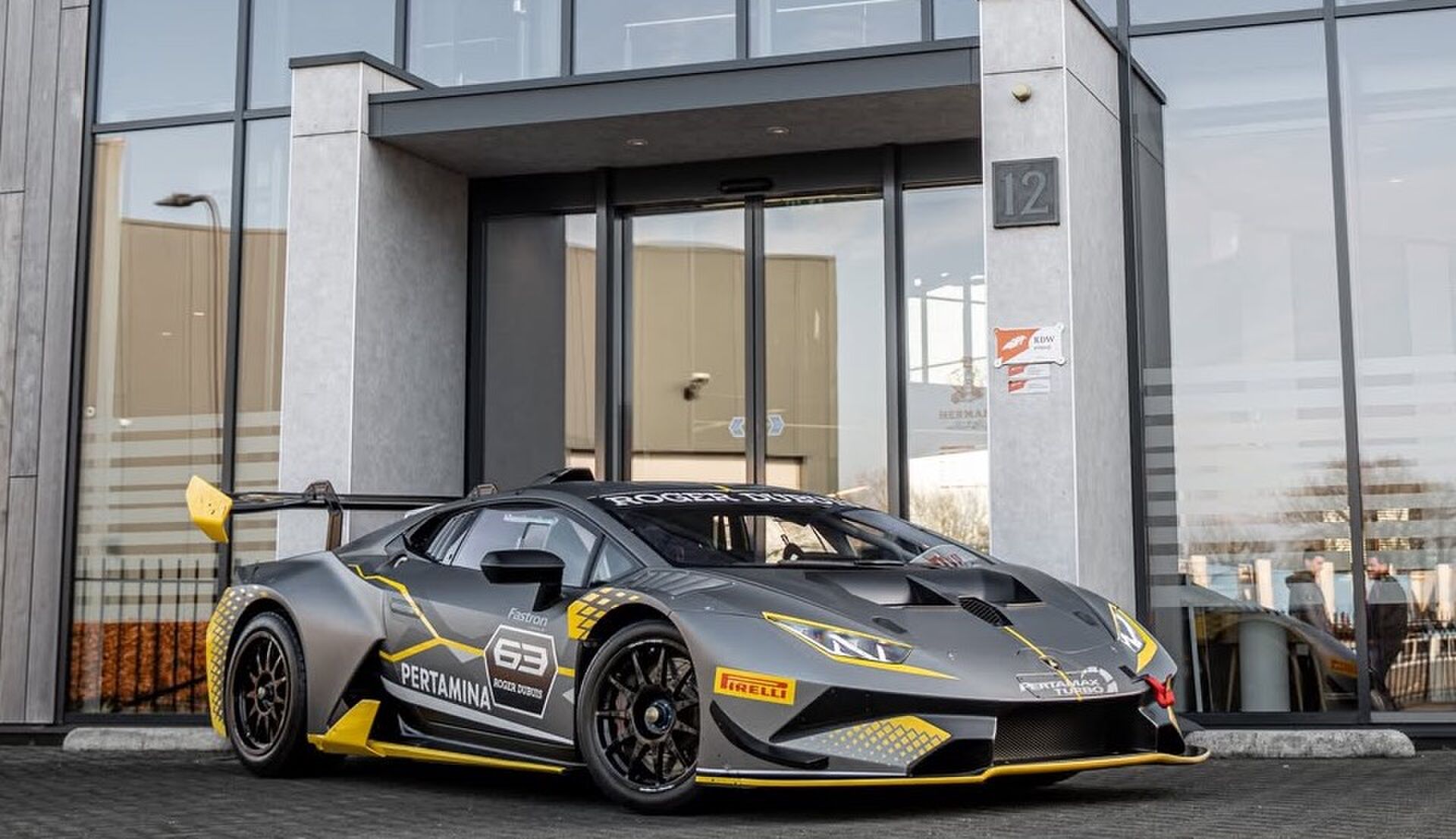 lamborghini-huracan-1.jpg