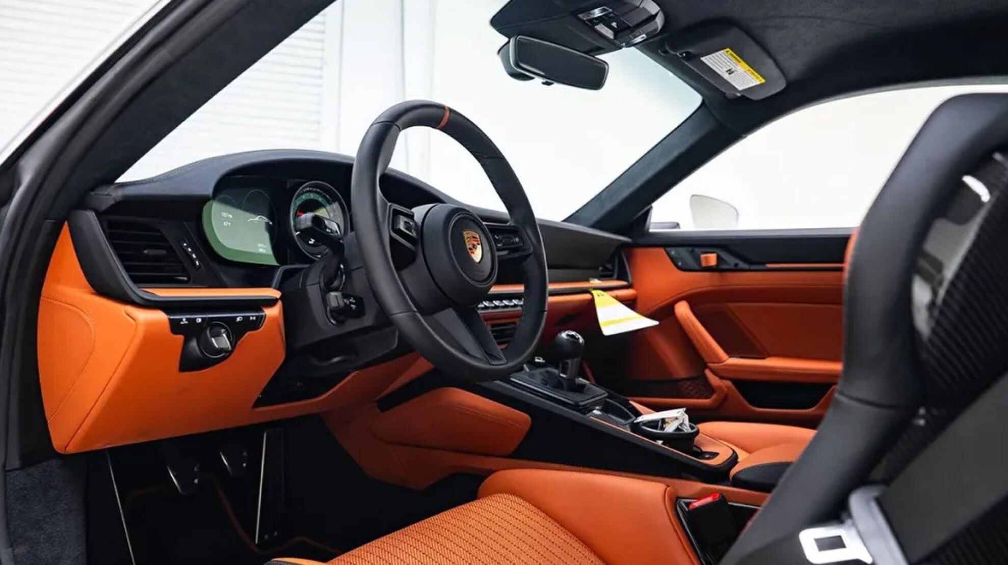 Het interieur van de Porsche 911 S/T Heritage