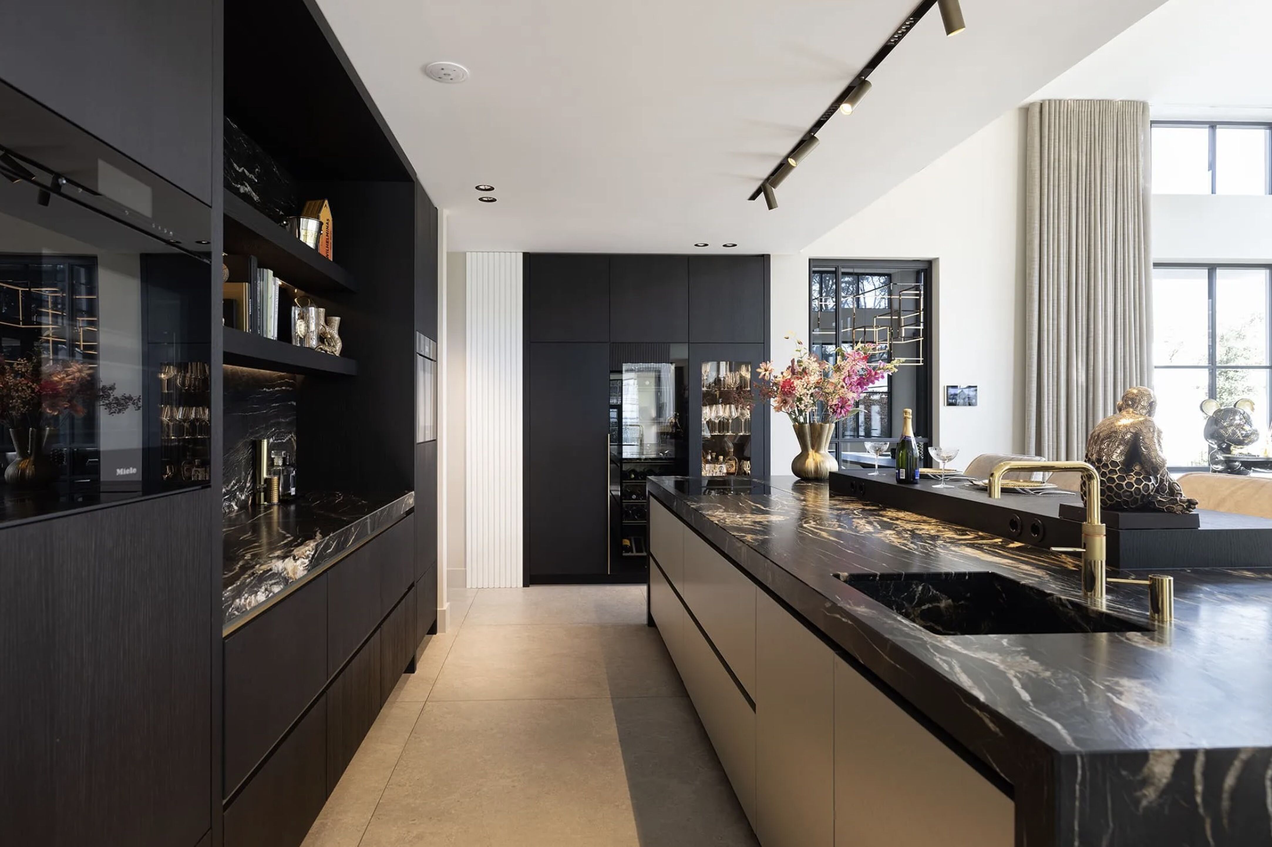 De keuken van de villa in Oisterwijk