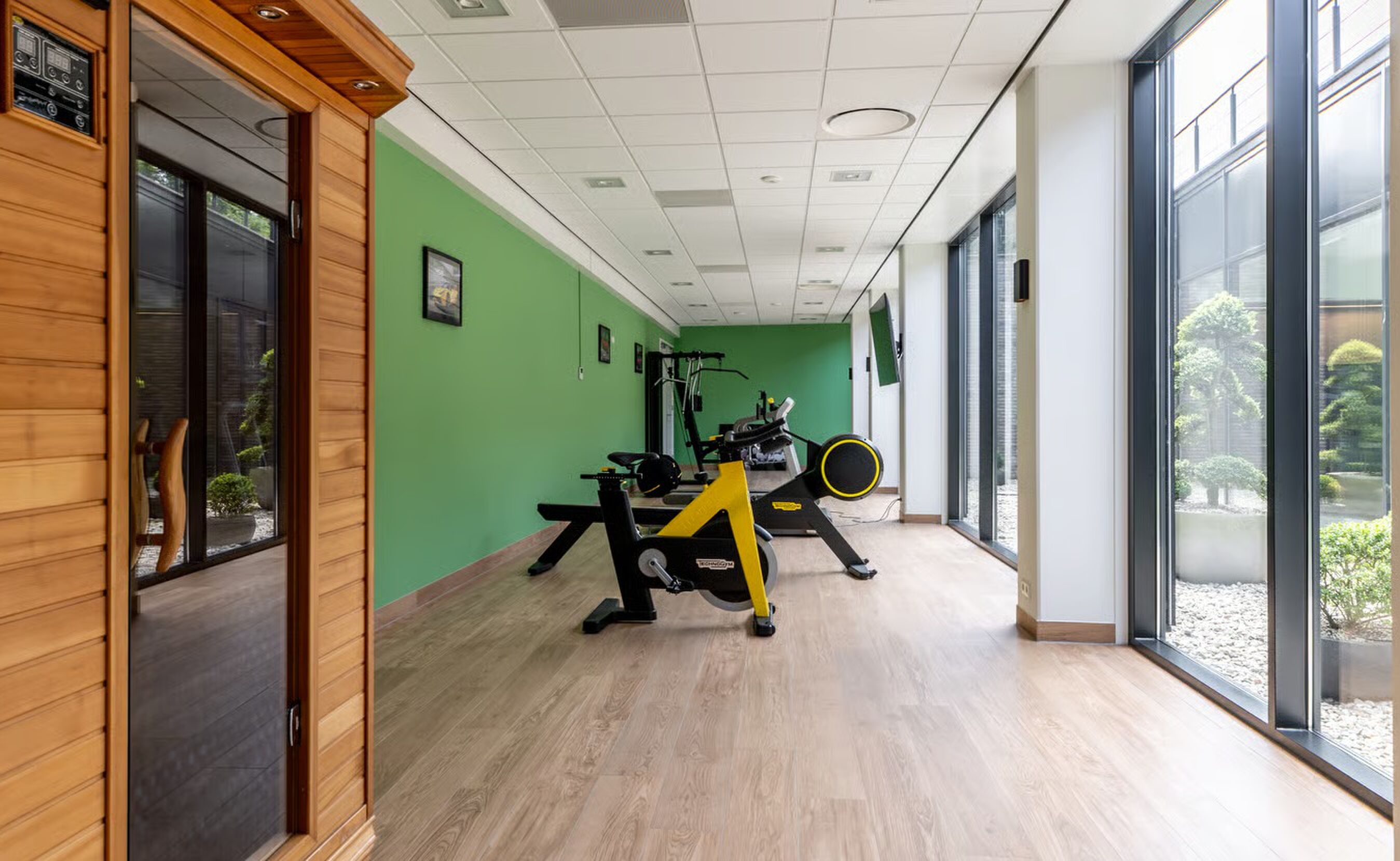 De homegym van de villa in Oostvoorne